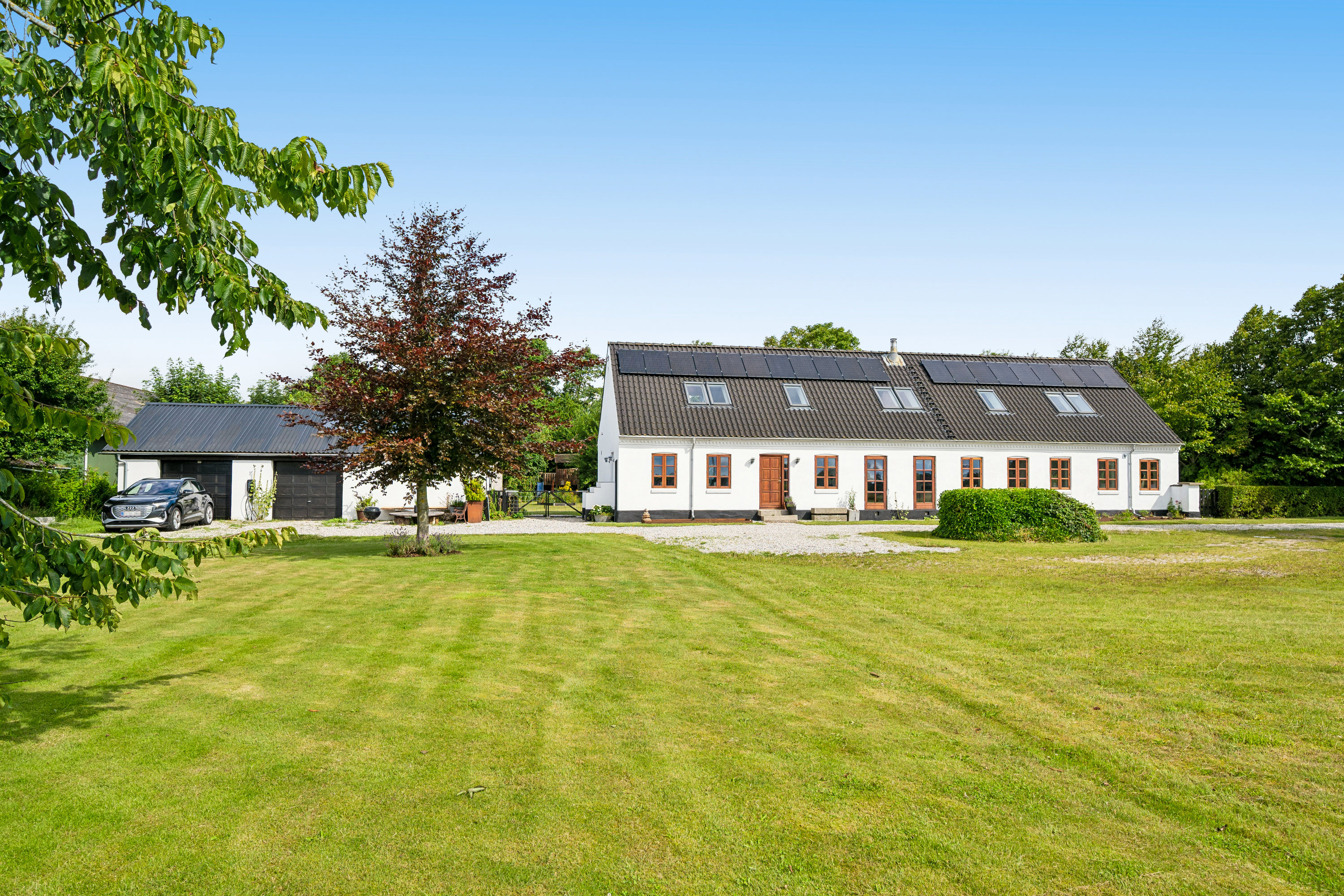 Miniaturebillede 2: ejendom 1. Billede af Haarvej 19, Sandby, 8382 Hinnerup