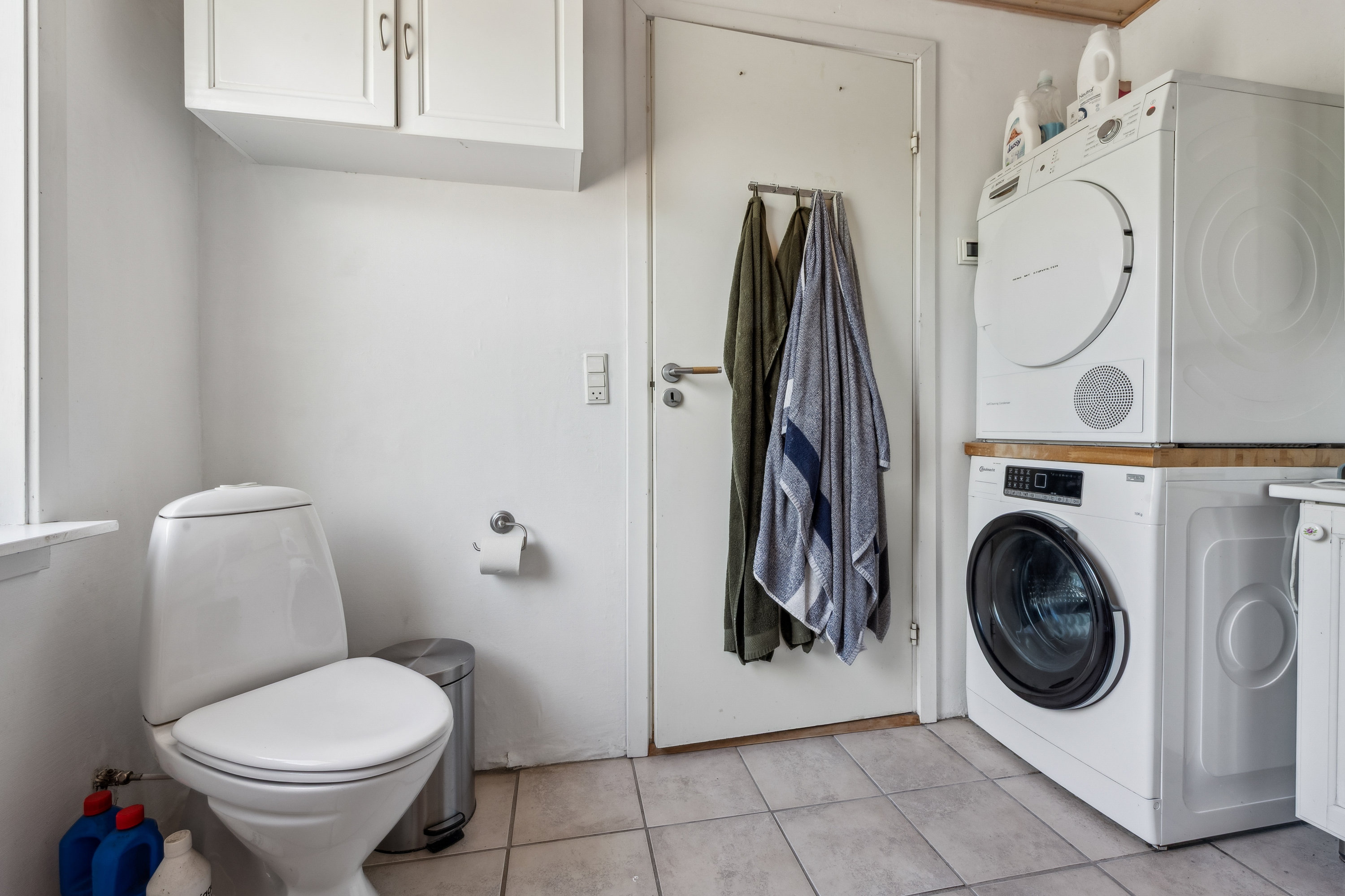 Fremhævet badeværelse billede i fuldskærmstilstand. Billede af Chr Winthers Vej 4A, 3000 Helsingør