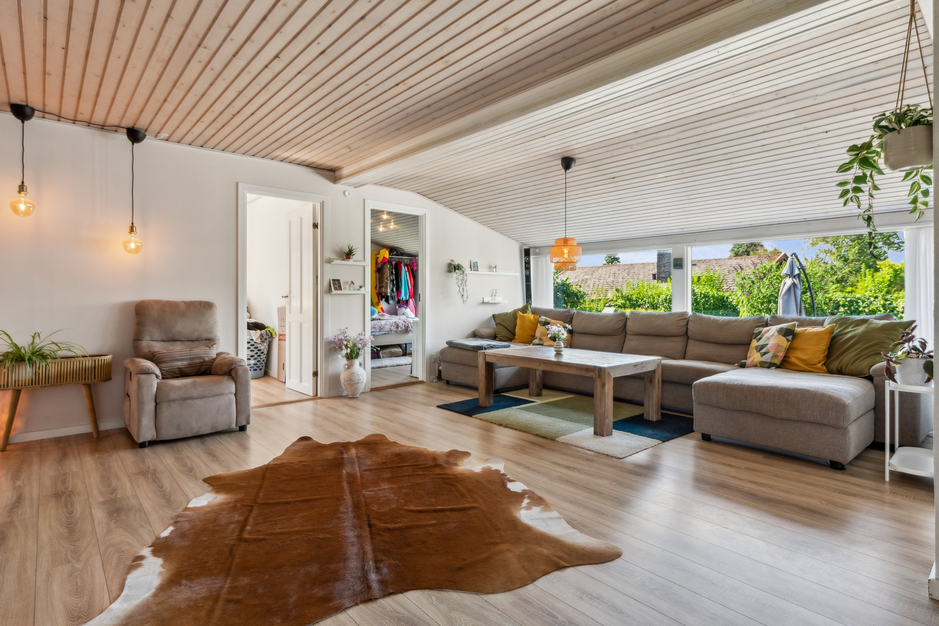 Fremhævet stue billede i fuldskærmstilstand. Billede af Chr Winthers Vej 4A, 3000 Helsingør