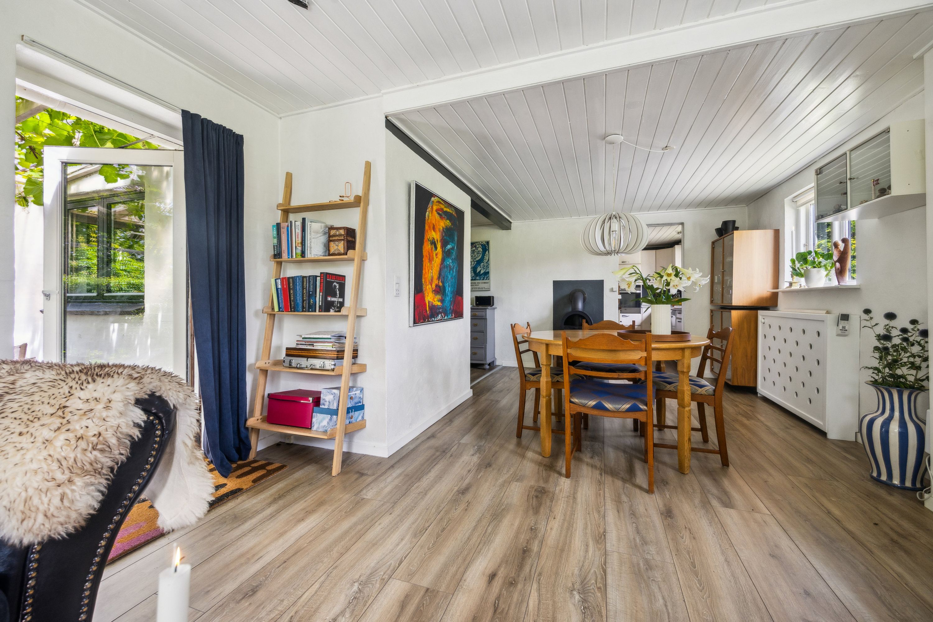 Fremhævet stue billede i fuldskærmstilstand. Billede af Lindumvej 6, Hvornum, 9500 Hobro