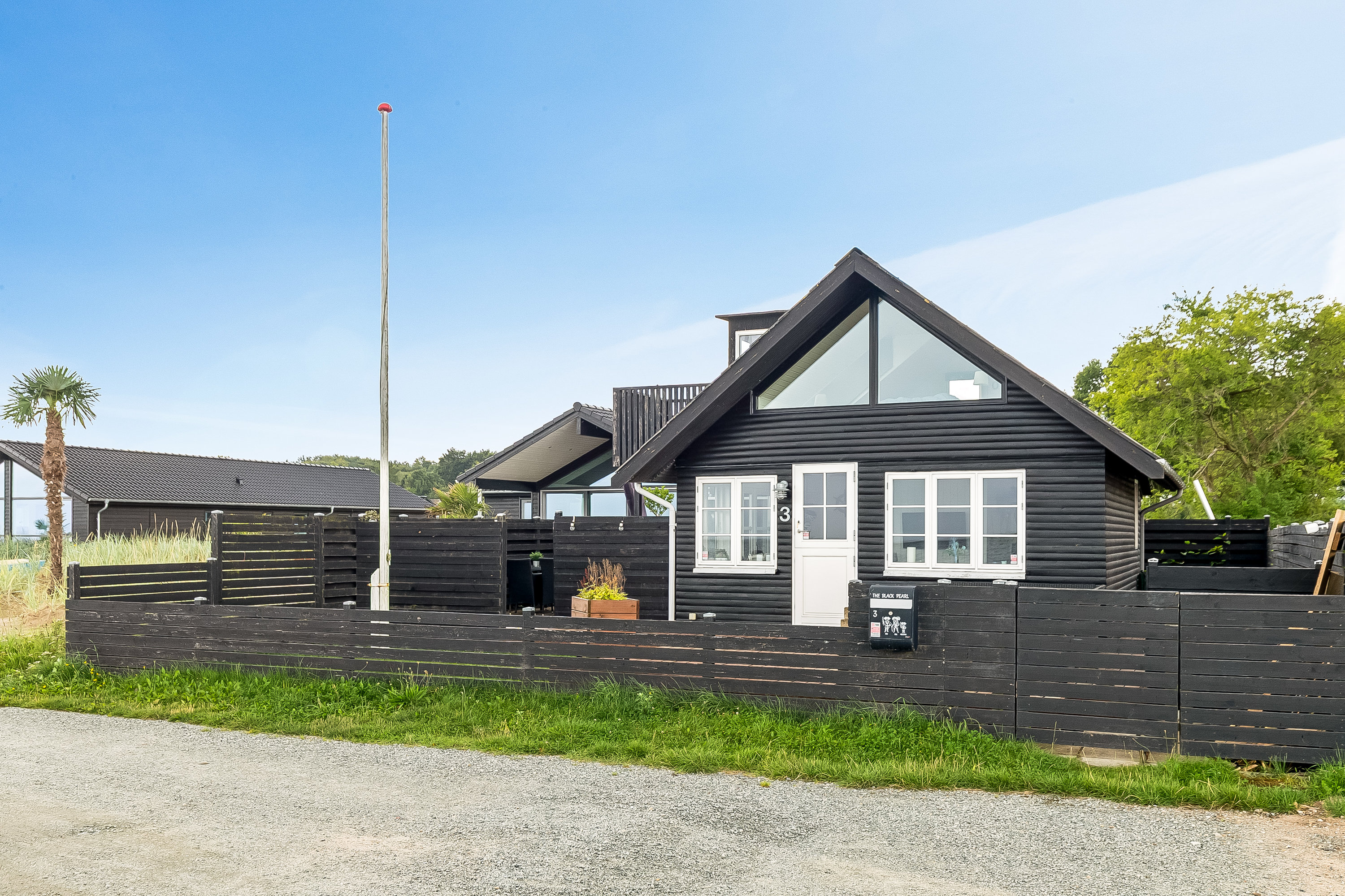 Fremhævet ejendommen billede i fuldskærmstilstand. Billede af Strandvejen Grønninghoved 3, Grønninghoved, 6093 Sjølund