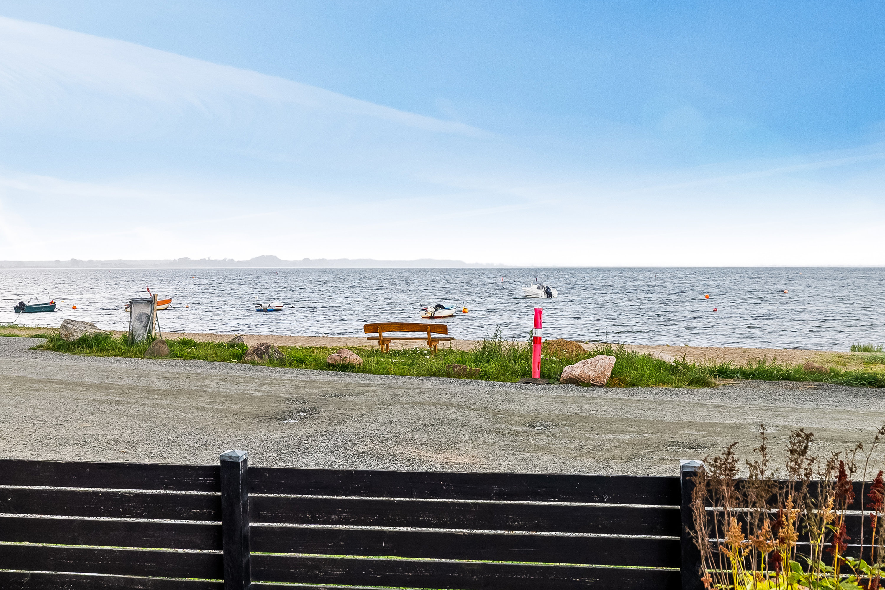 Fremhævet udsigt billede i fuldskærmstilstand. Billede af Strandvejen Grønninghoved 3, Grønninghoved, 6093 Sjølund
