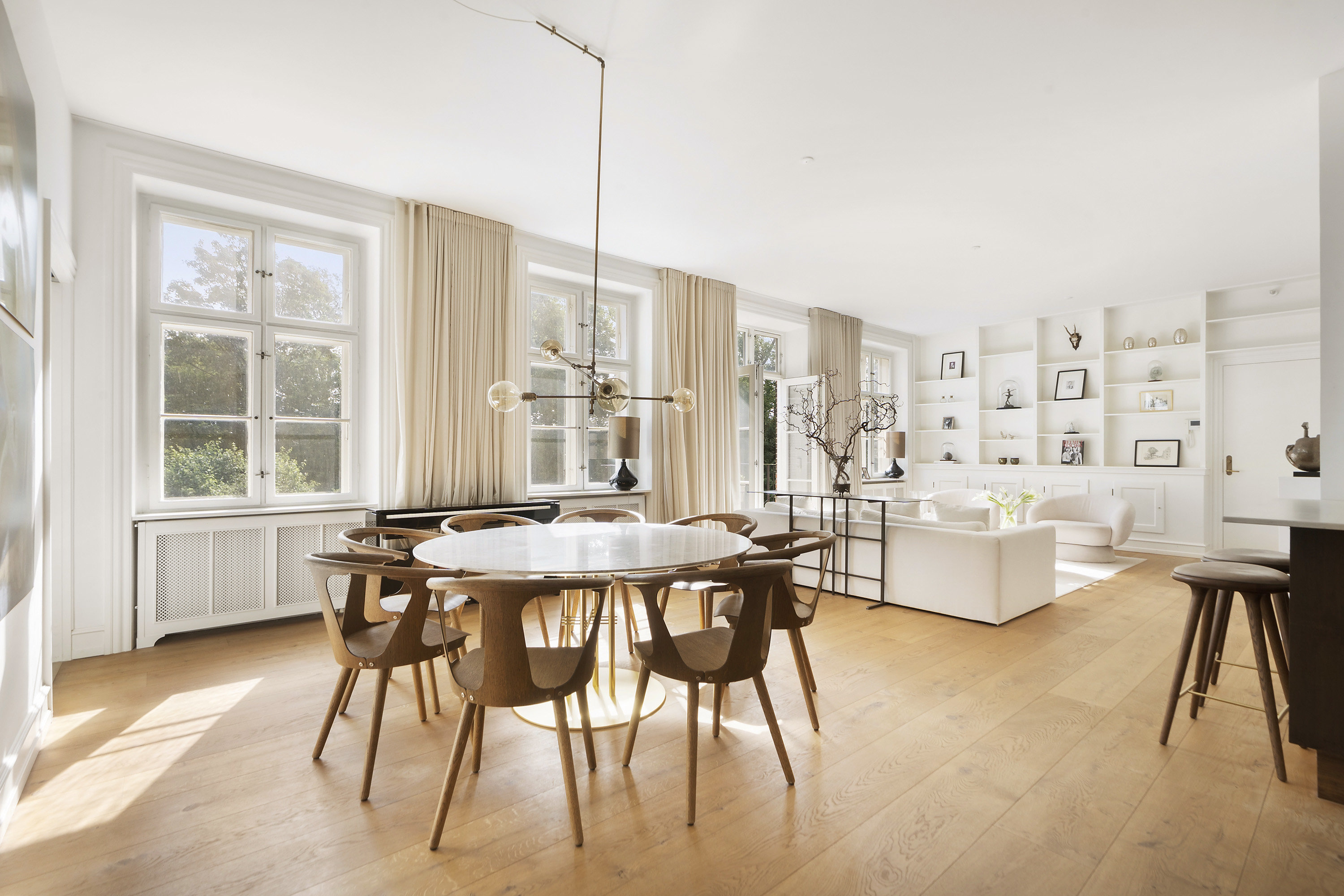 Fremhævet spisestue billede i fuldskærmstilstand. Billede af Christianshavns Voldgade 12, 1. th., 1424 København K