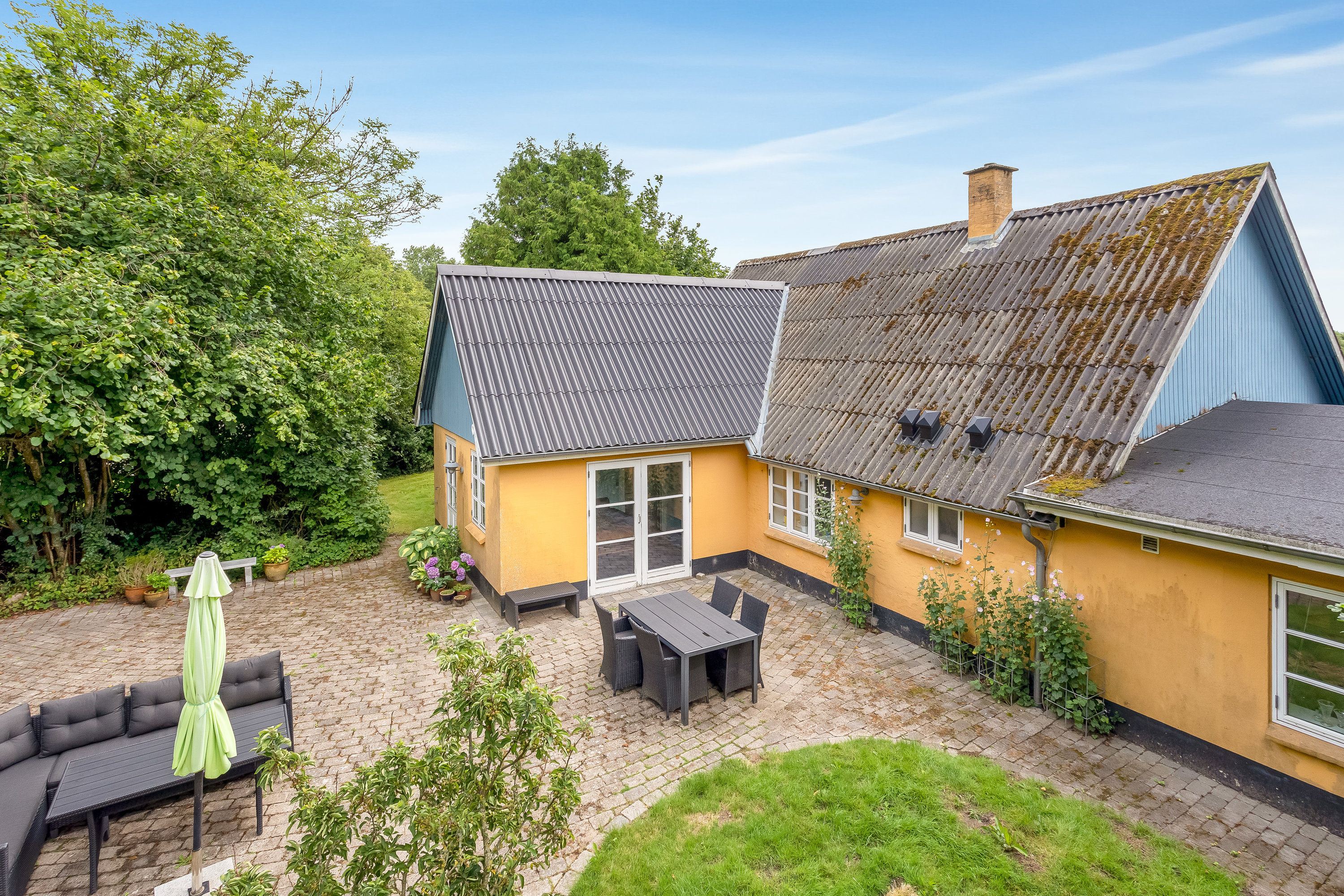 Fremhævet luftfoto billede i fuldskærmstilstand. Billede af Erik Lassensvej 1, Gallehus, 6270 Tønder