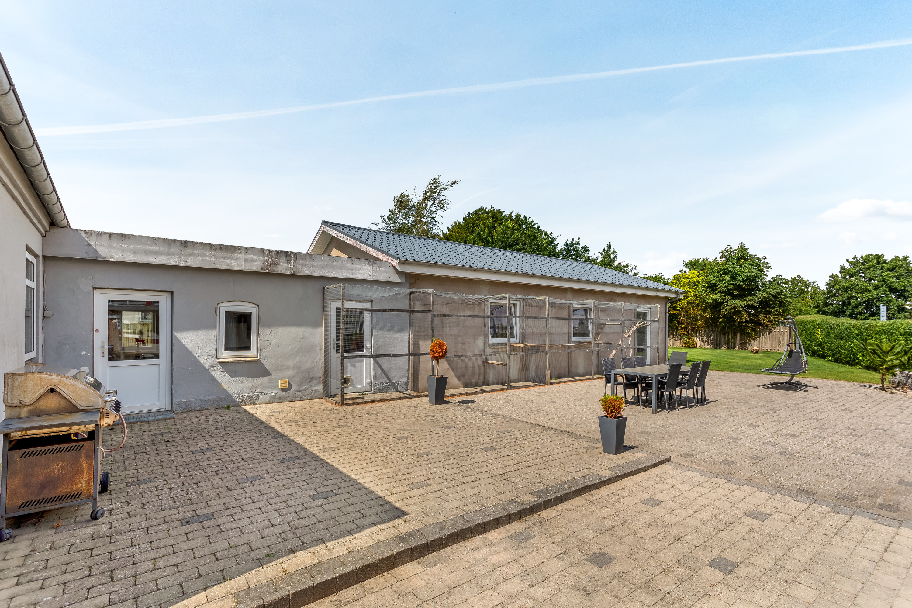 Fremhævet facade billede i fuldskærmstilstand. Billede af Aabenraavej 37, 6240 Løgumkloster