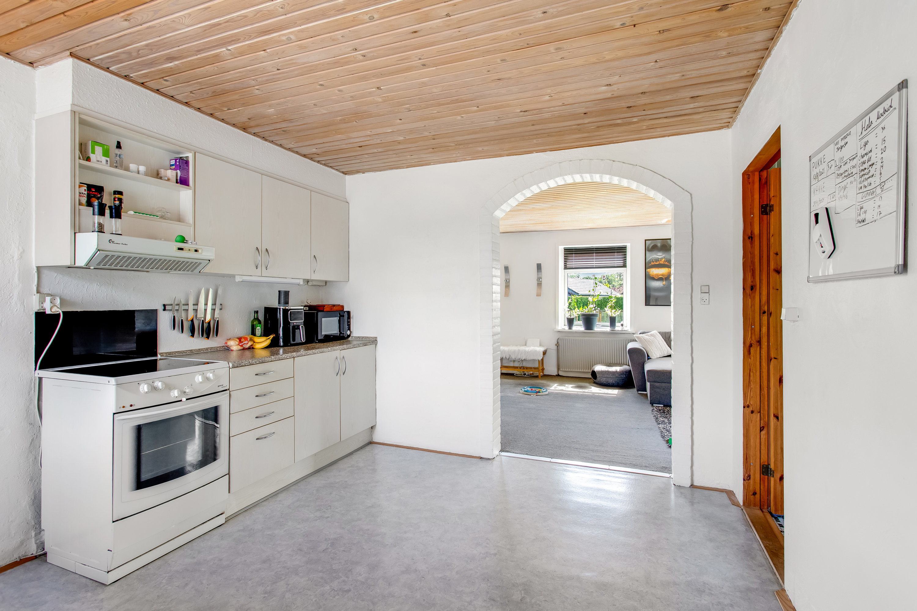 Fremhævet køkken billede i fuldskærmstilstand. Billede af Aabenraavej 37, 6240 Løgumkloster