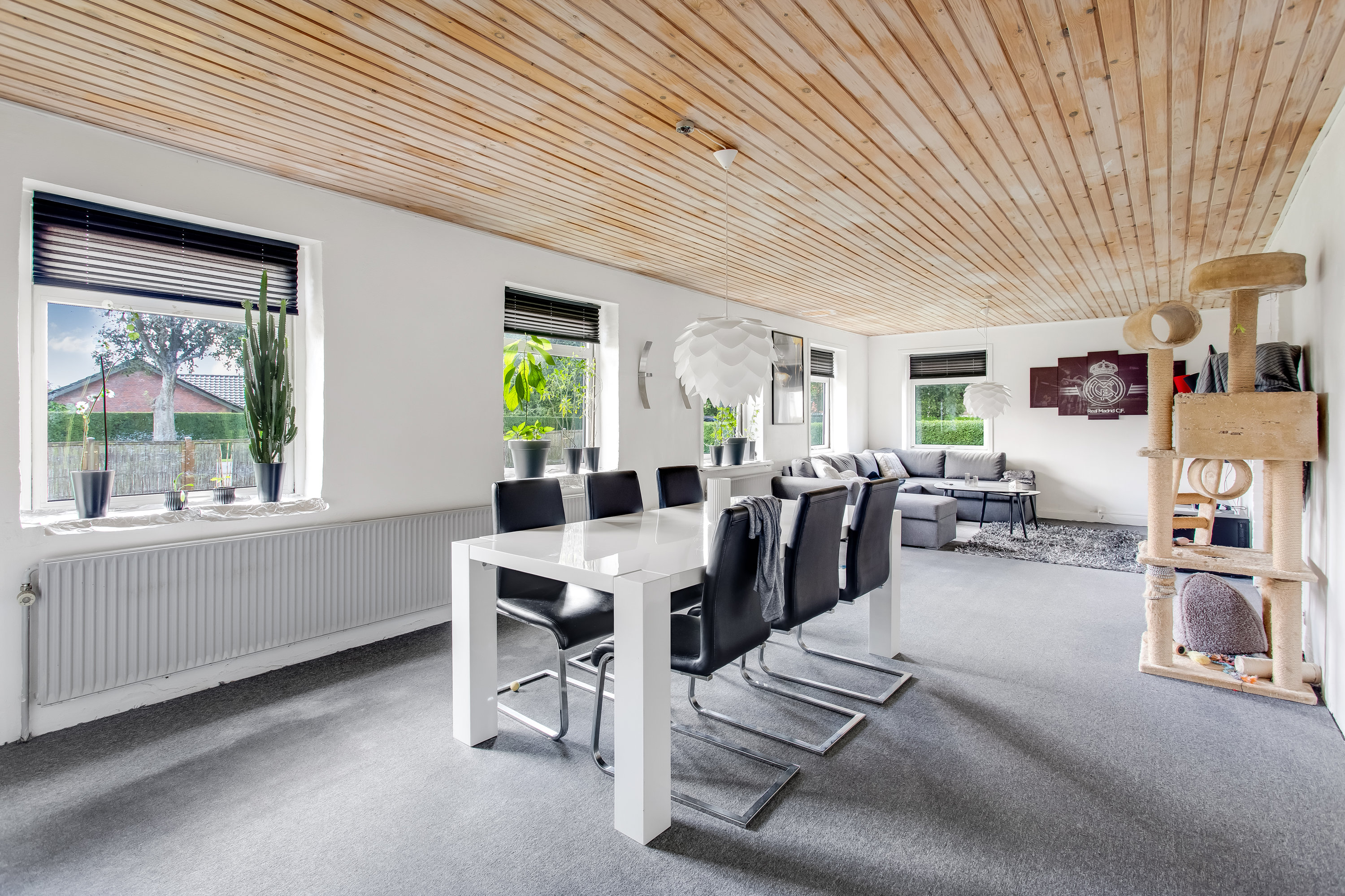 Miniaturebillede 2: stue. Billede af Aabenraavej 37, 6240 Løgumkloster