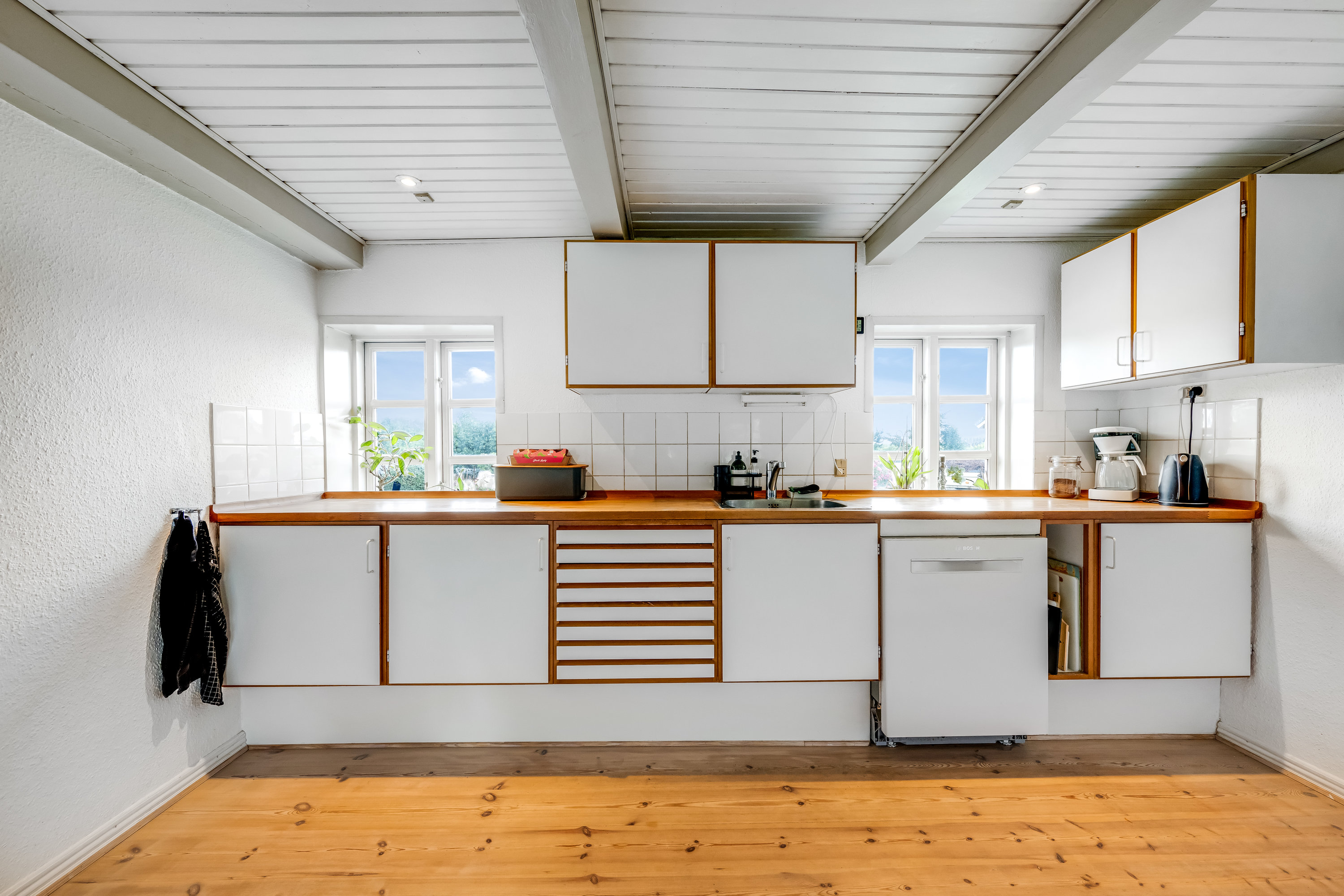 Fremhævet køkken billede i fuldskærmstilstand. Billede af Letagervej 2, Dejbjerg, 6900 Skjern