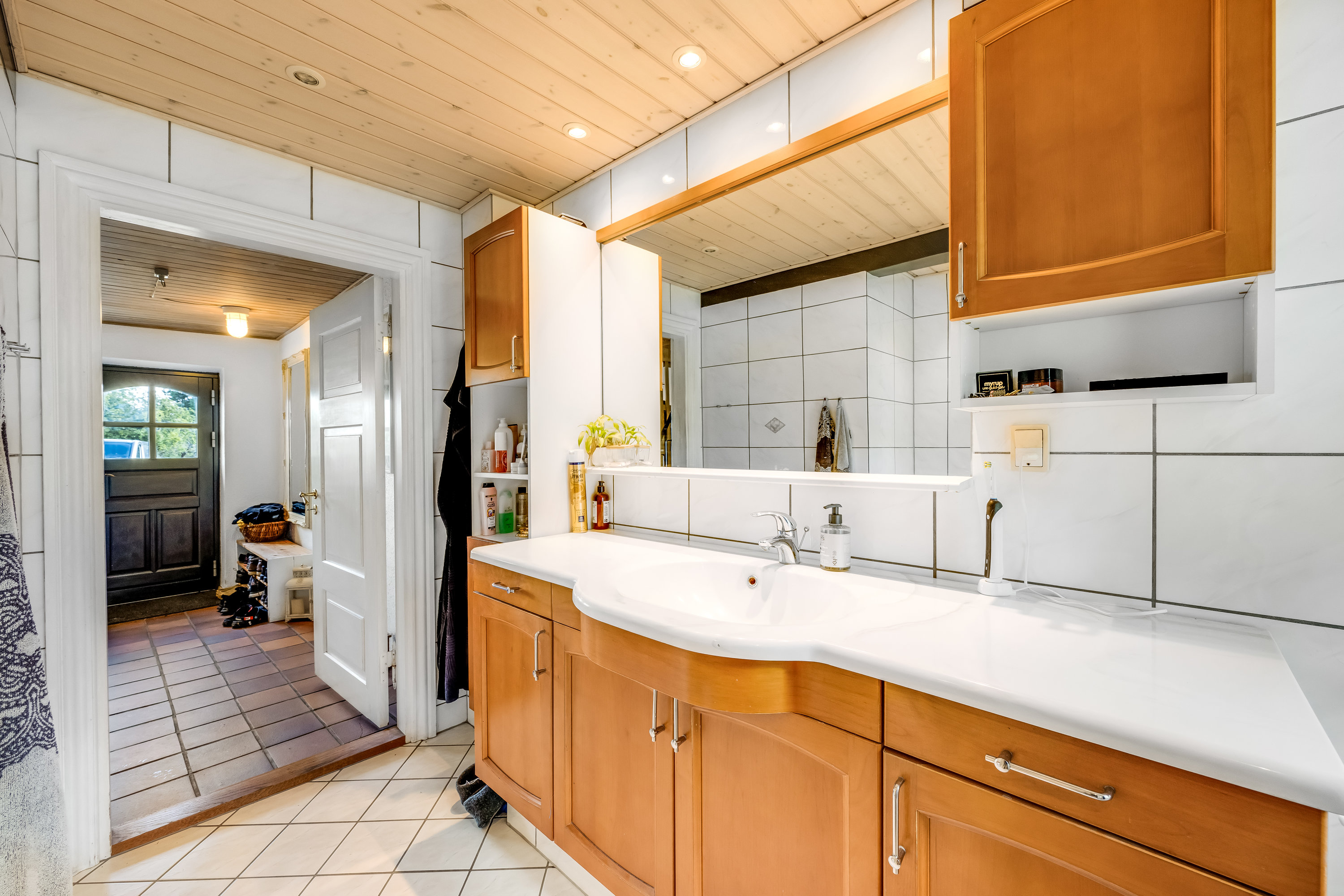 Fremhævet badeværelse billede i fuldskærmstilstand. Billede af Letagervej 2, Dejbjerg, 6900 Skjern