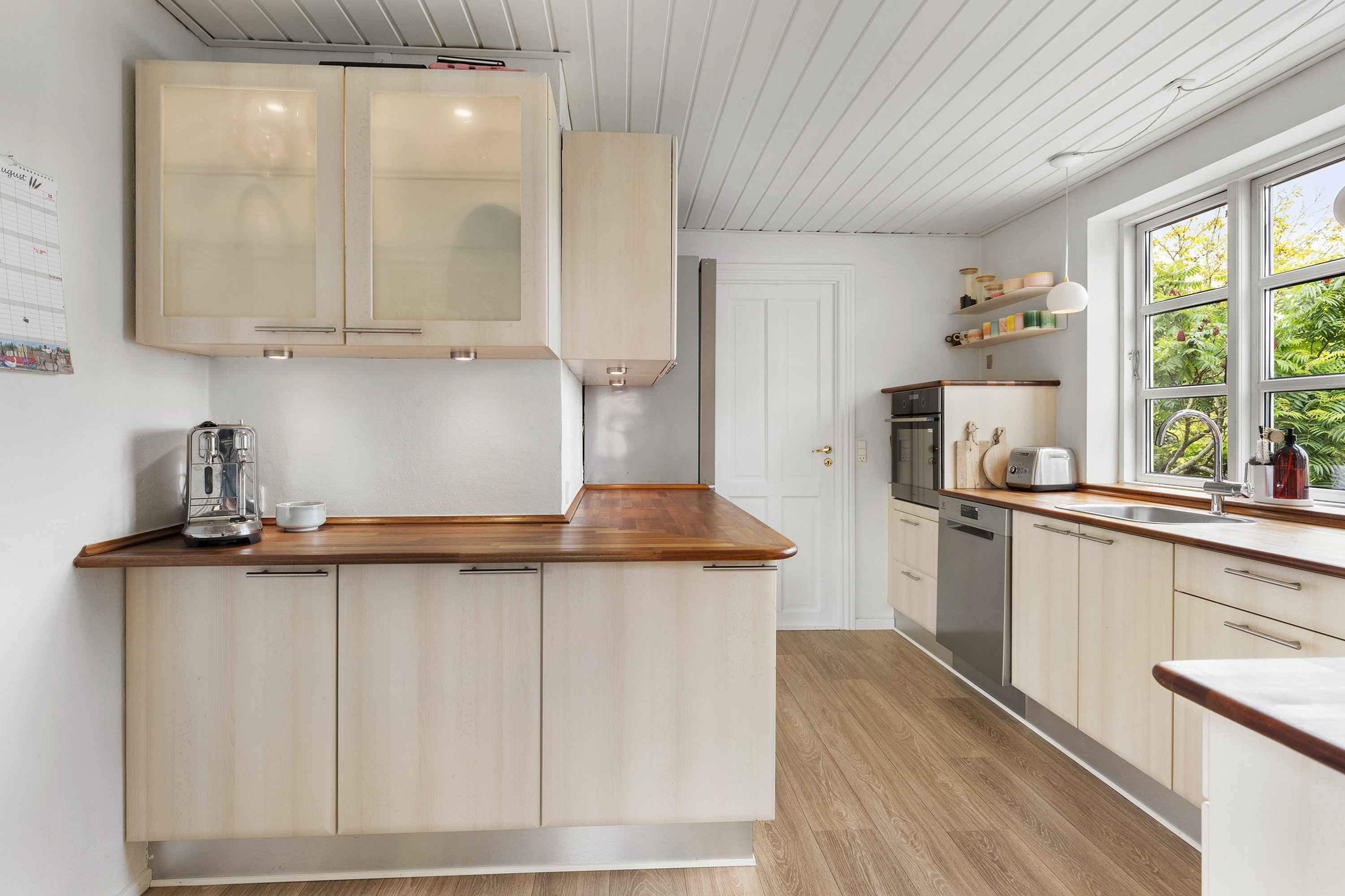 Fremhævet køkken billede i fuldskærmstilstand. Billede af H C Andersens Vej 12, 9760 Vrå