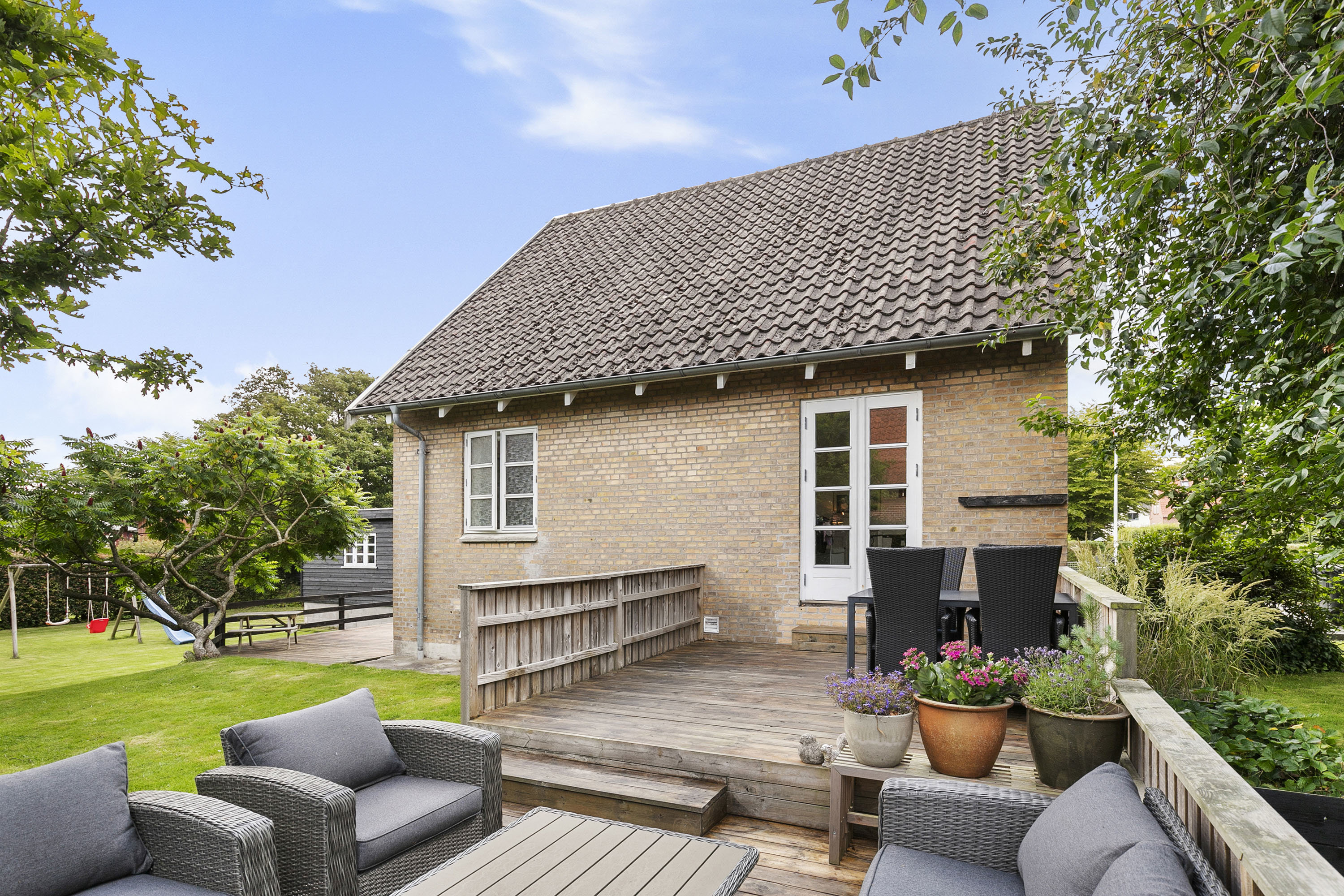 Fremhævet terrasse billede i fuldskærmstilstand. Billede af H C Andersens Vej 12, 9760 Vrå