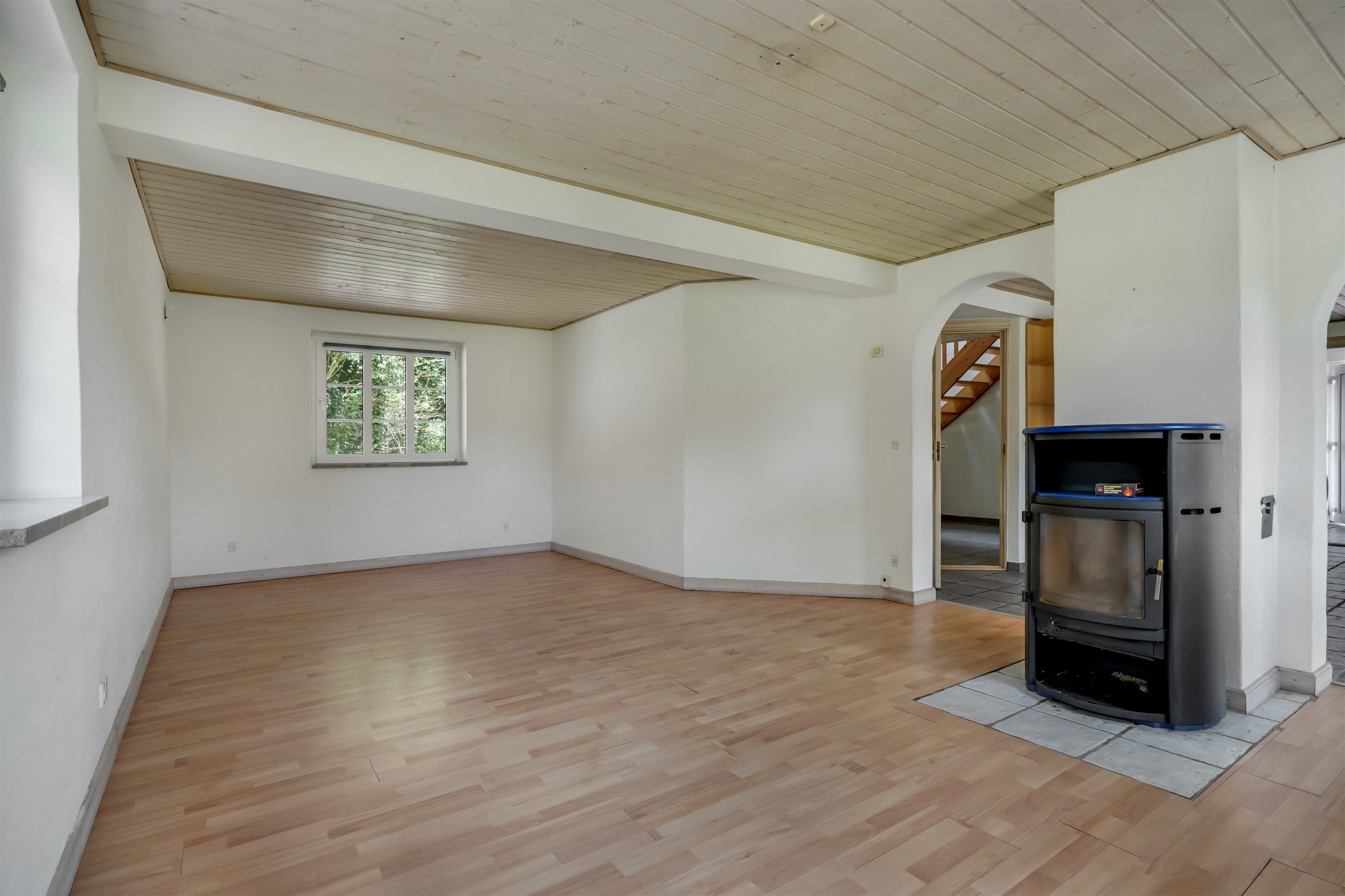 Fremhævet stue billede i fuldskærmstilstand. Billede af Askærgårdvej 19, Sig, 6800 Varde