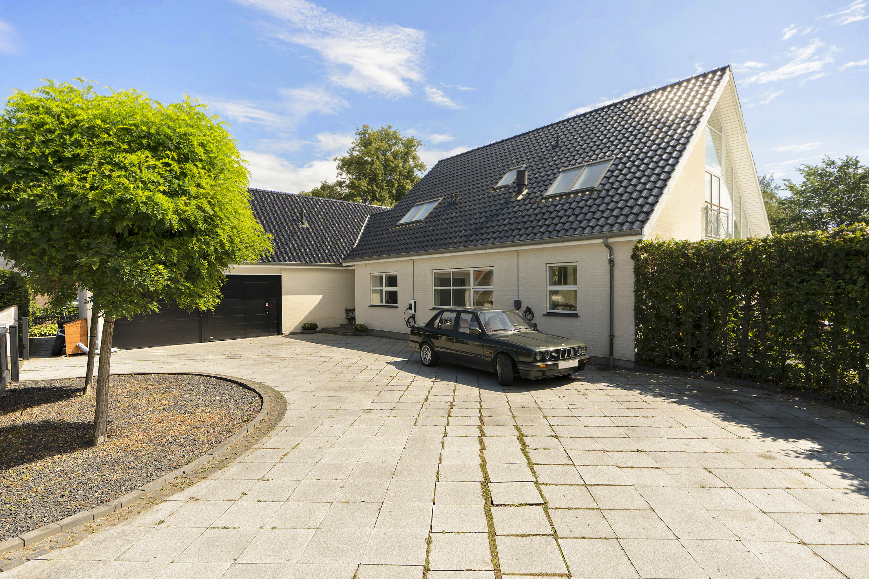 Fremhævet ejendommen billede i fuldskærmstilstand. Billede af Strandvejen 340D, 2980 Kokkedal