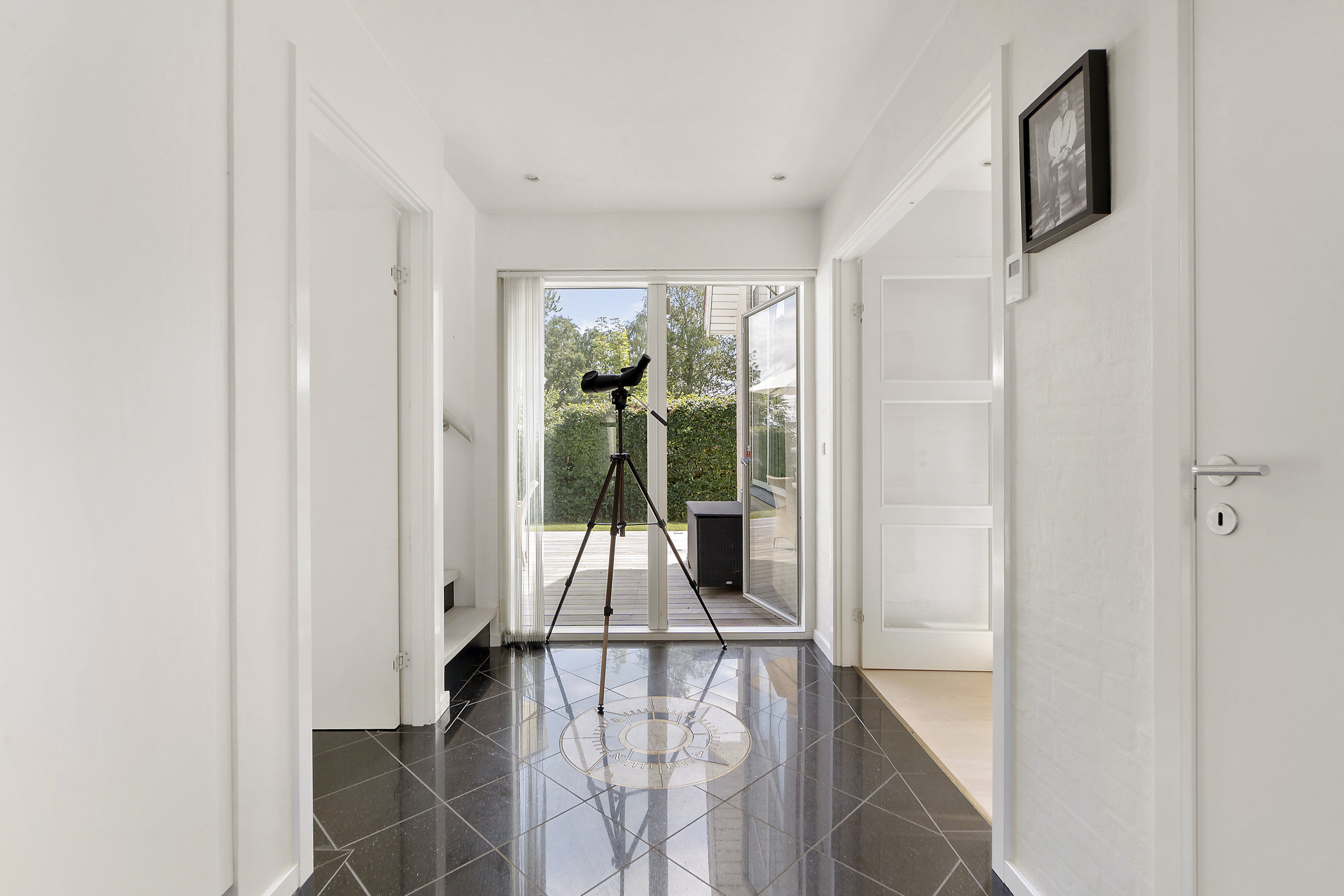 Fremhævet værelse billede i fuldskærmstilstand. Billede af Strandvejen 340D, 2980 Kokkedal