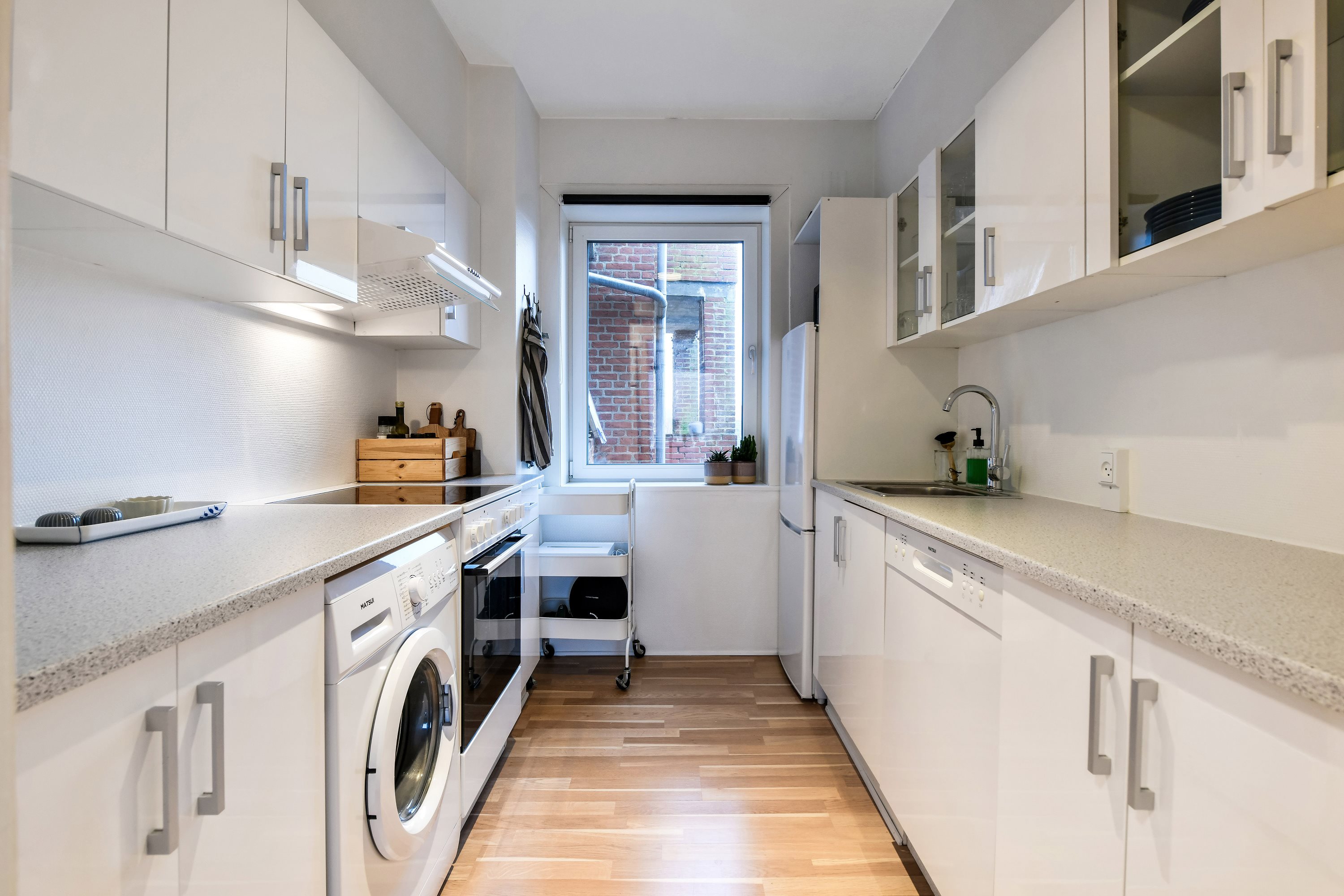 Fremhævet køkken billede i fuldskærmstilstand. Billede af Gl Vardevej 27, 1. th., 6700 Esbjerg