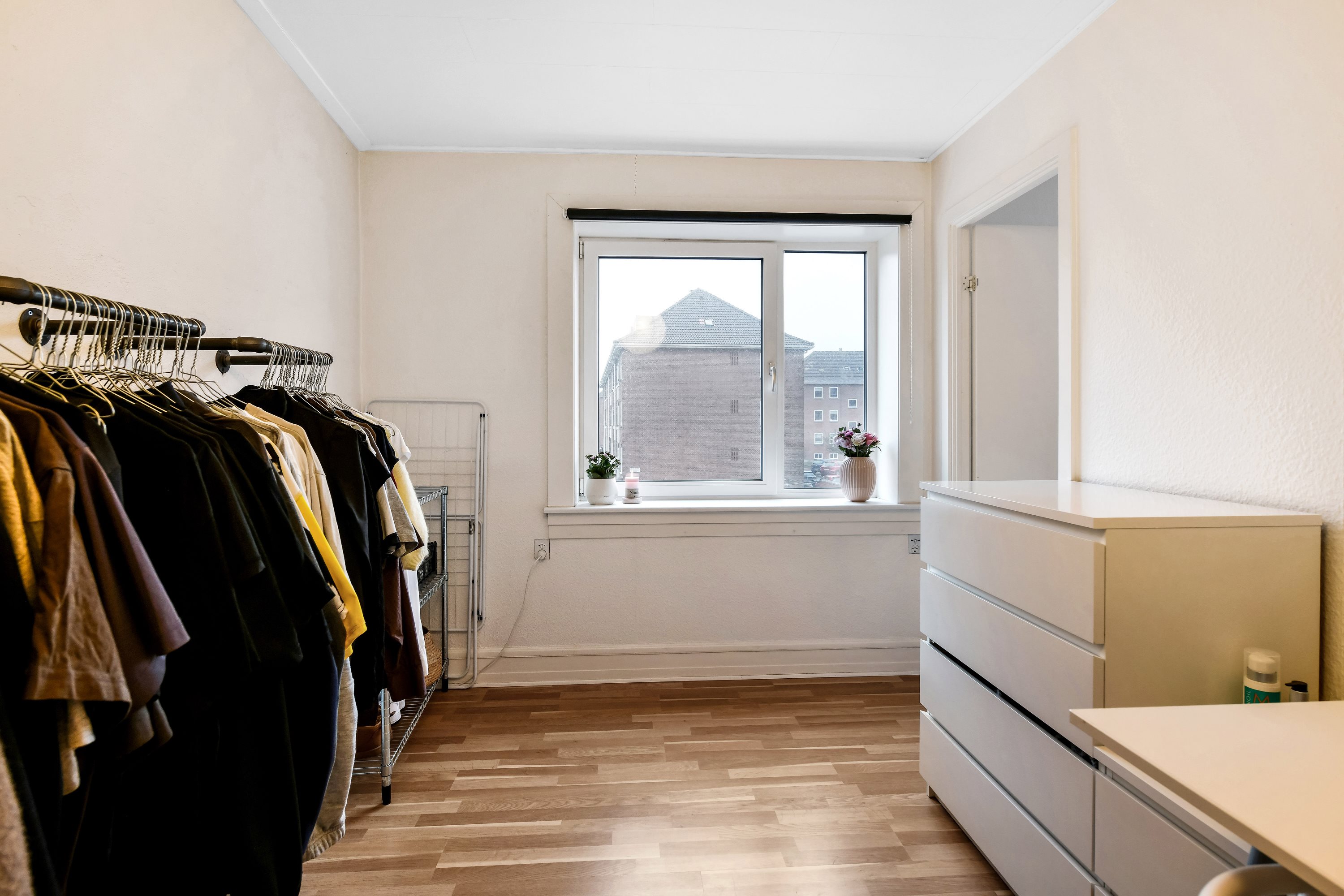 Fremhævet andet billede i fuldskærmstilstand. Billede af Gl Vardevej 27, 1. th., 6700 Esbjerg