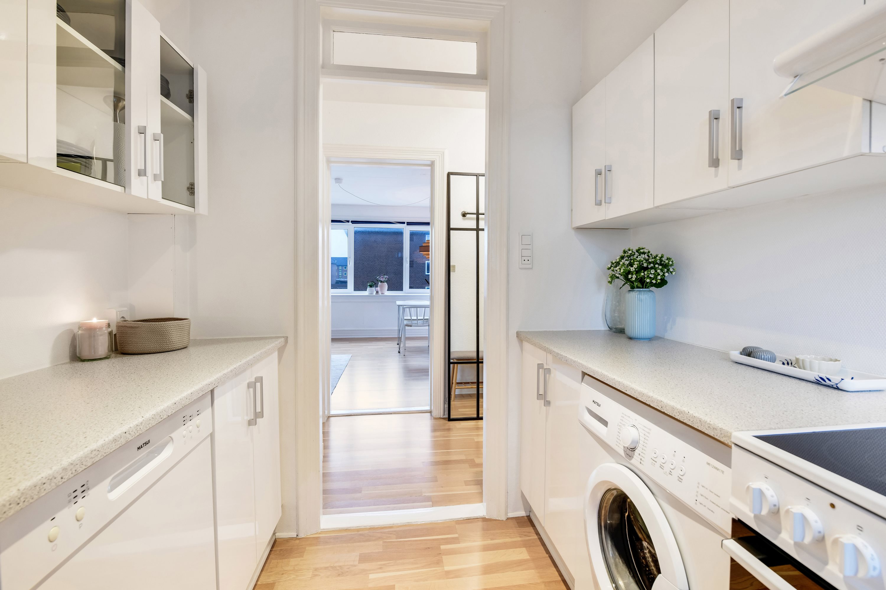 Fremhævet køkken billede i fuldskærmstilstand. Billede af Gl Vardevej 27, 1. th., 6700 Esbjerg