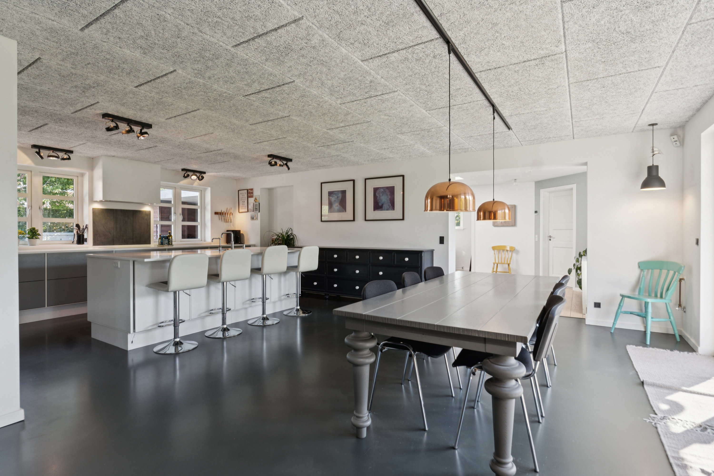 Fremhævet køkken billede i fuldskærmstilstand. Billede af Stenbukken 48, 5700 Svendborg