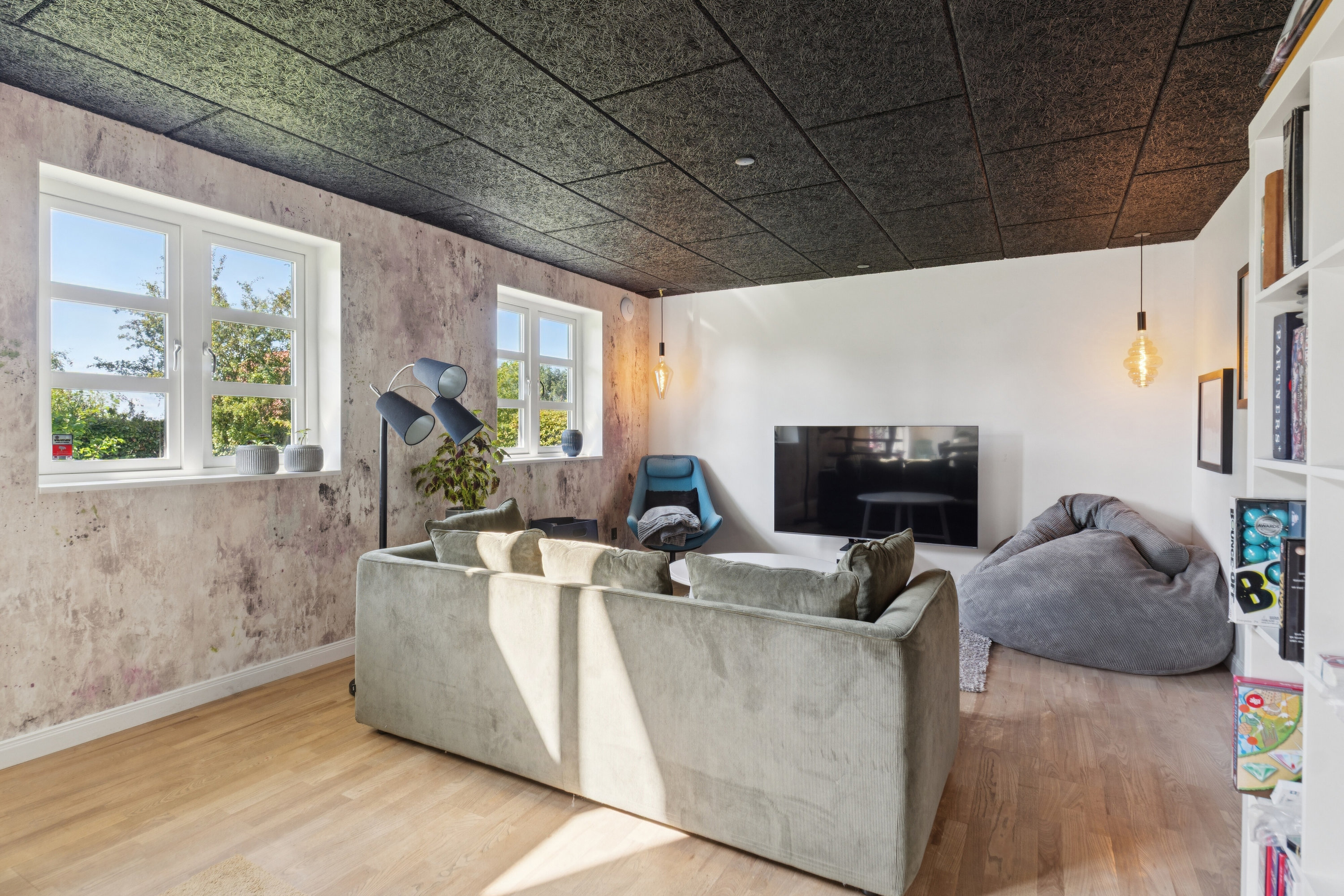 Fremhævet stue billede i fuldskærmstilstand. Billede af Stenbukken 48, 5700 Svendborg