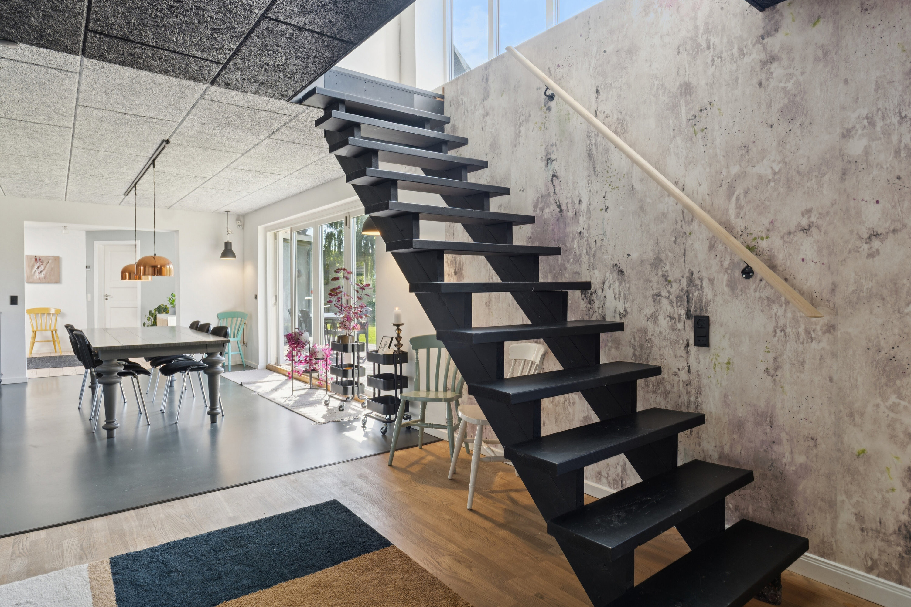 Fremhævet gang billede i fuldskærmstilstand. Billede af Stenbukken 48, 5700 Svendborg