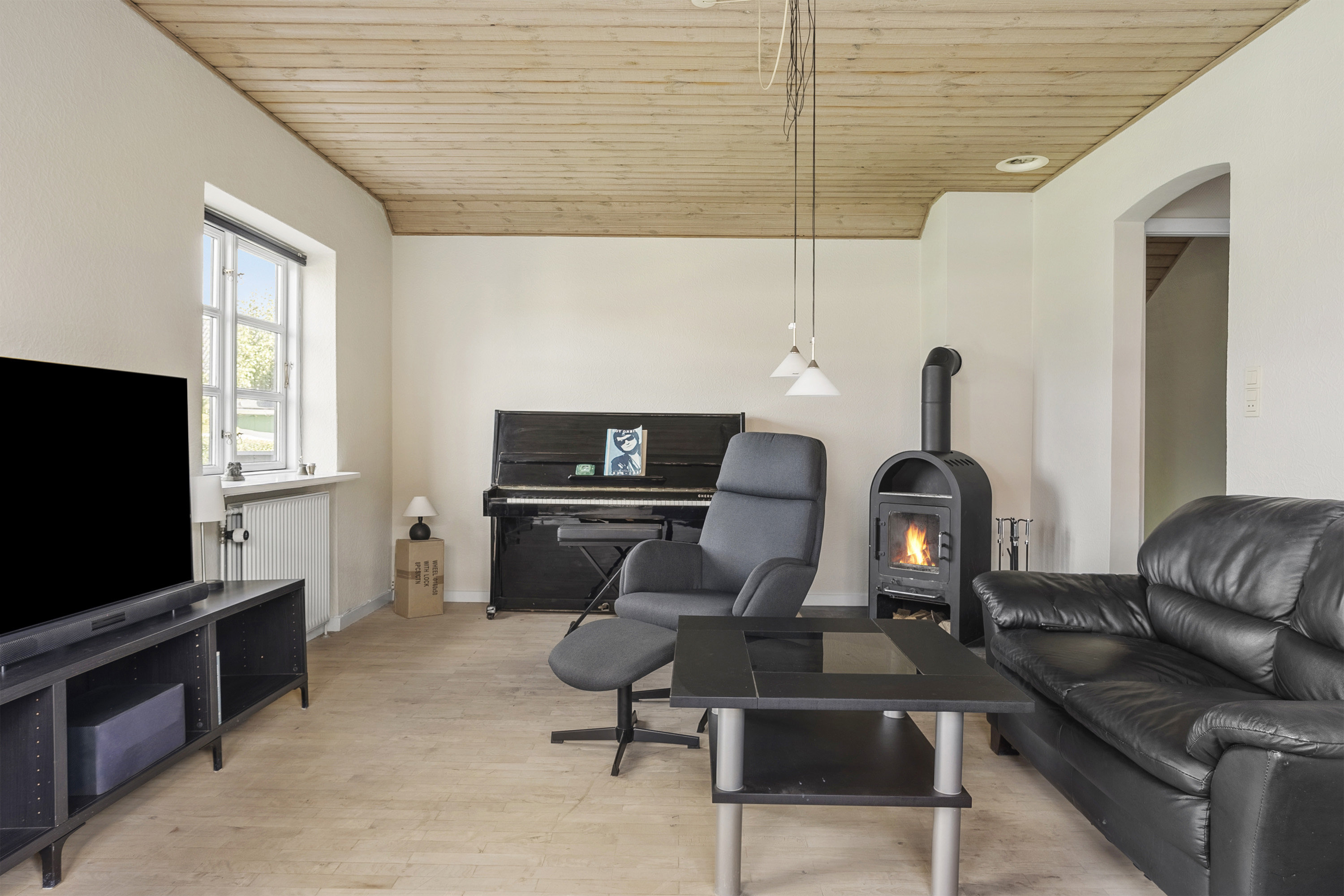 Fremhævet stue billede i fuldskærmstilstand. Billede af Thorshavnsgade 21, Christiansbjerg, 8200 Aarhus N