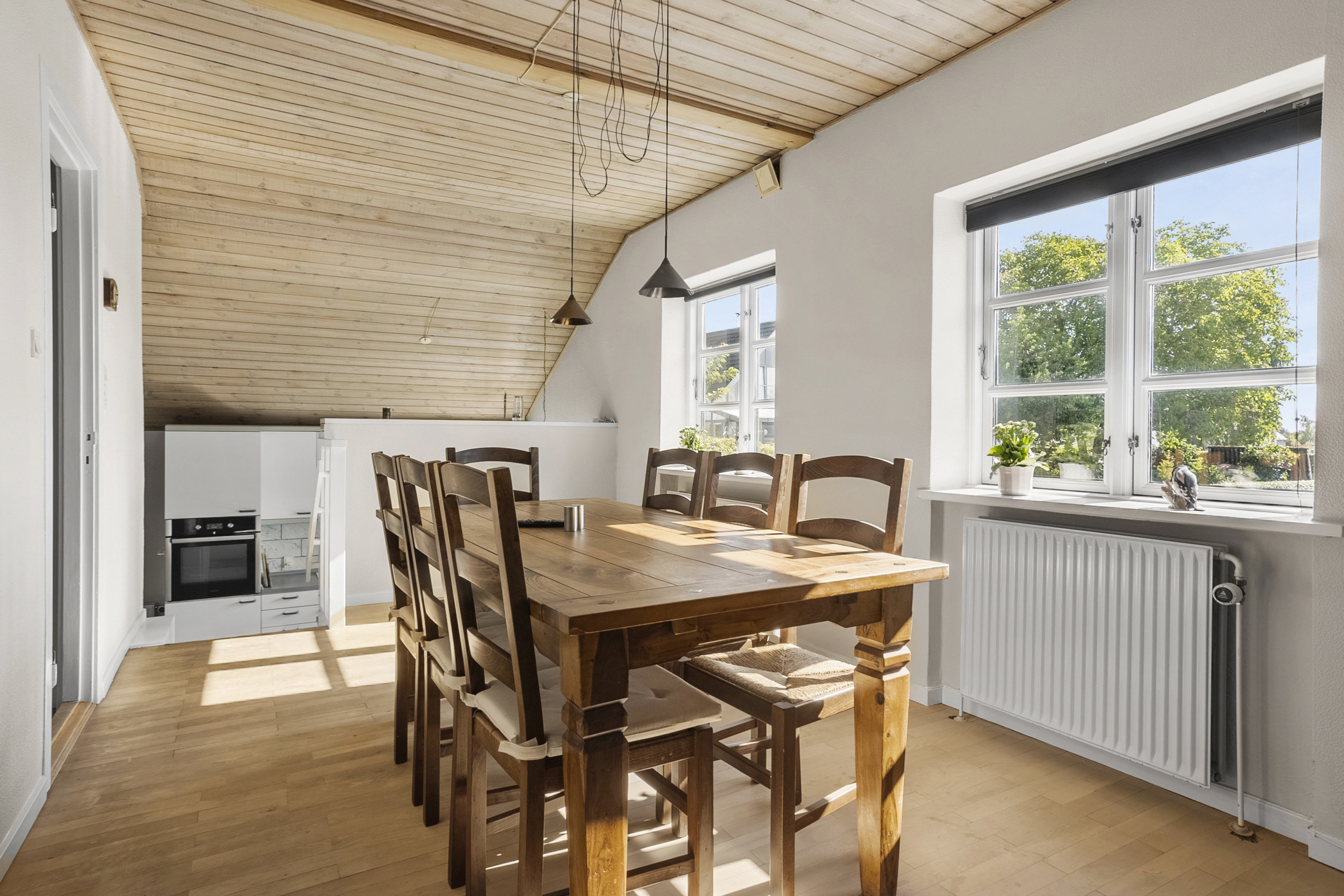 Fremhævet spisestue billede i fuldskærmstilstand. Billede af Thorshavnsgade 21, Christiansbjerg, 8200 Aarhus N