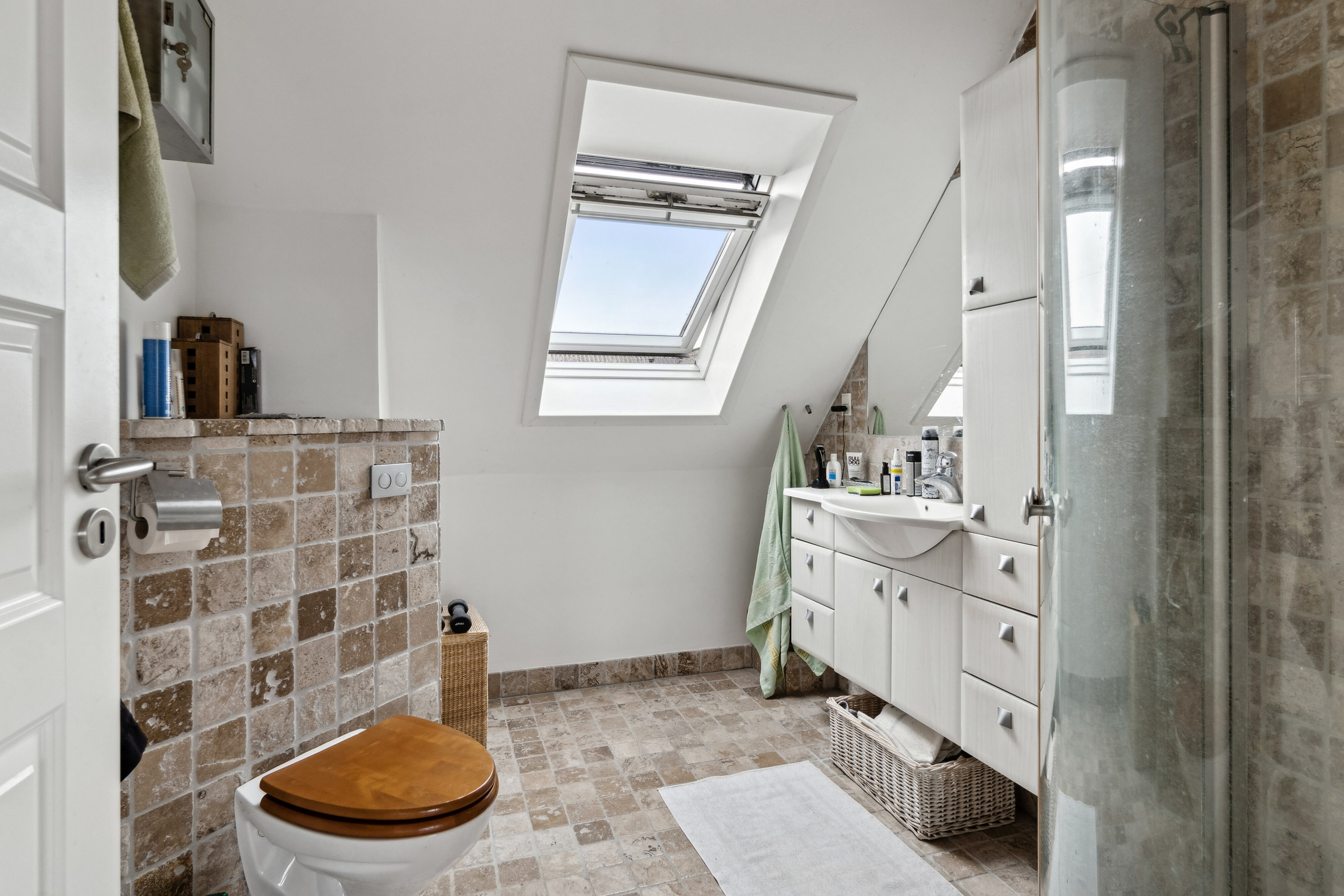 Fremhævet badeværelse billede i fuldskærmstilstand. Billede af Arnakkegårds Alle 11M, Arnakke, 4390 Vipperød