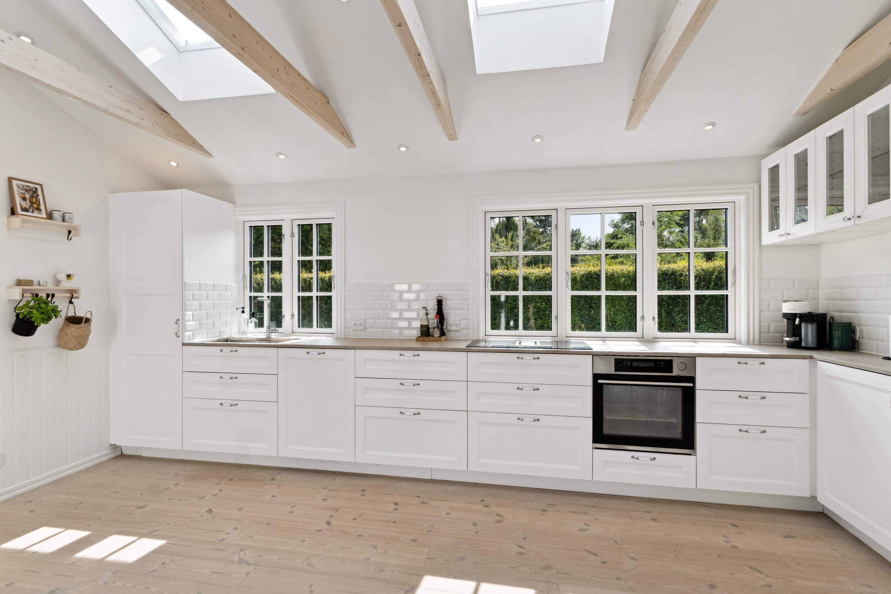 Fremhævet køkken billede i fuldskærmstilstand. Billede af Strandmosevej 15, Ebbeløkke, 4500 Nykøbing Sj