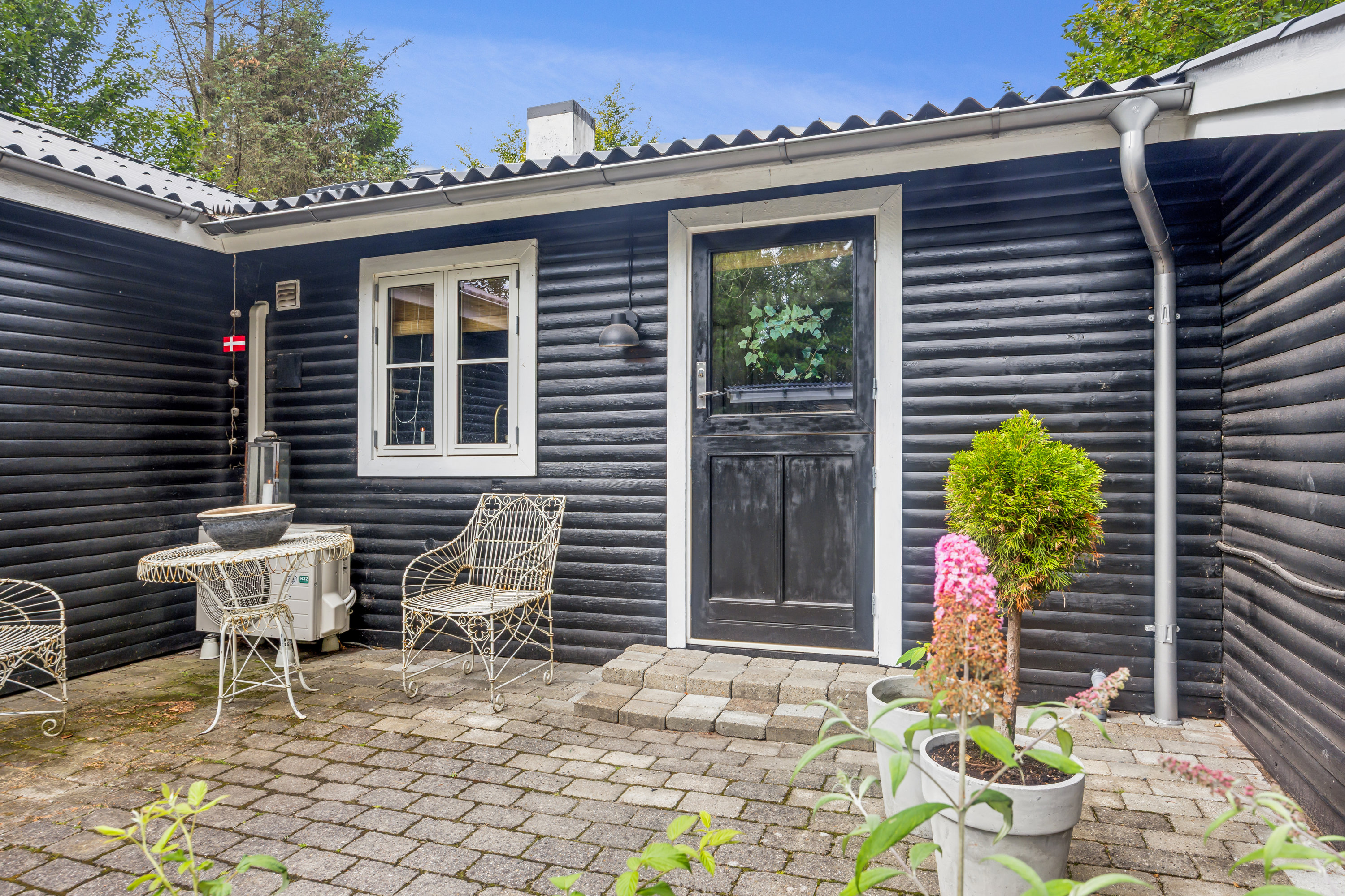 Fremhævet terrasse billede i fuldskærmstilstand. Billede af Kongevangen 11, Koldkær, 9370 Hals