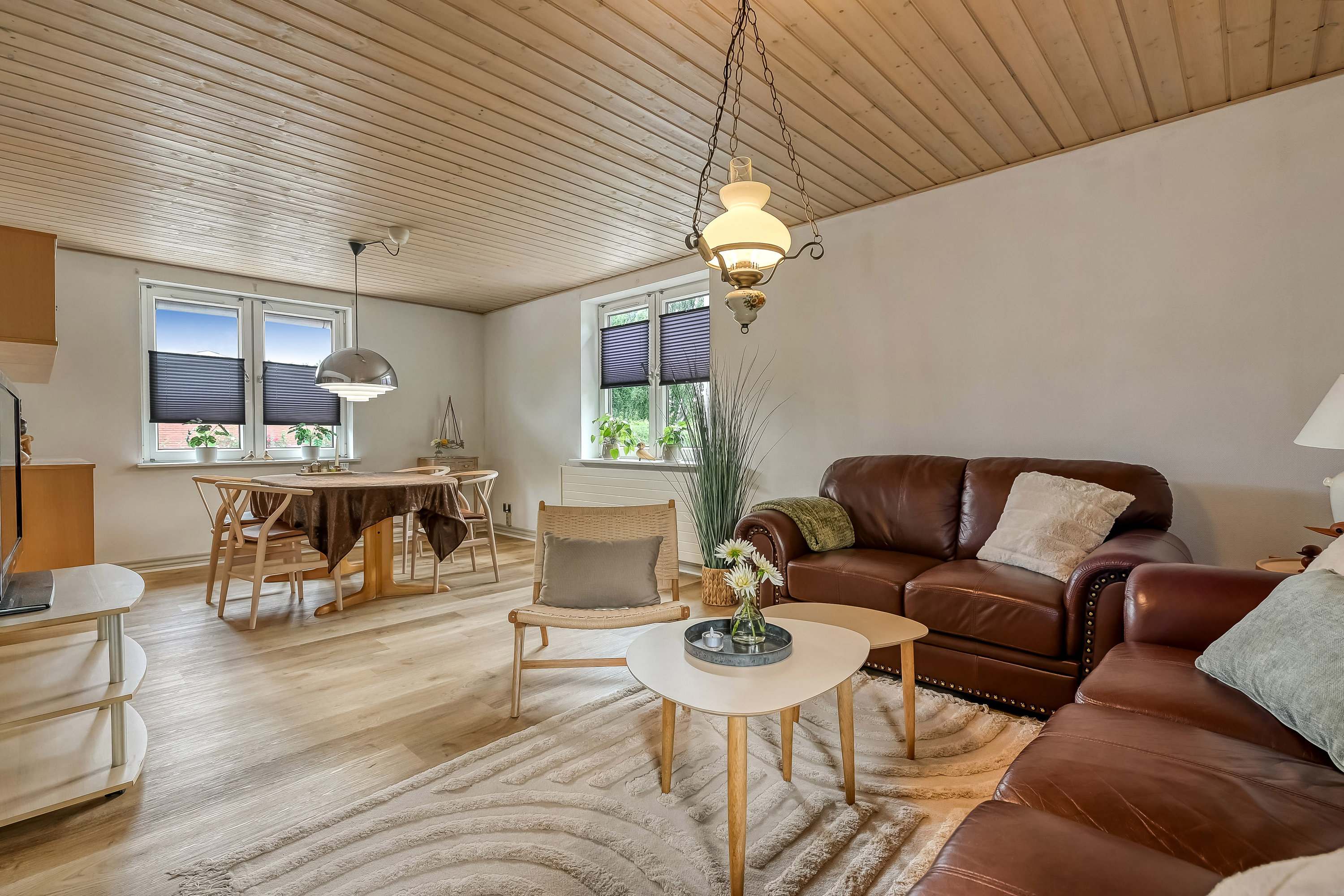 Fremhævet stue billede i fuldskærmstilstand. Billede af Søndergade 92, 7600 Struer