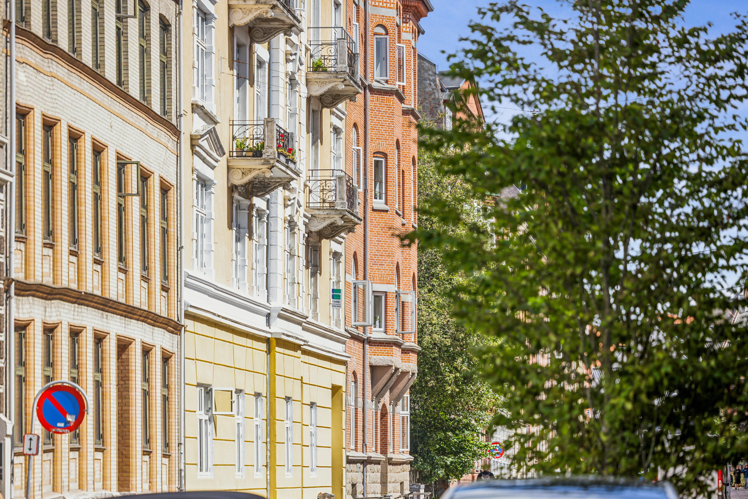 Fremhævet omgivelser billede i fuldskærmstilstand. Billede af Danmarksgade 53, 1. th., 9000 Aalborg