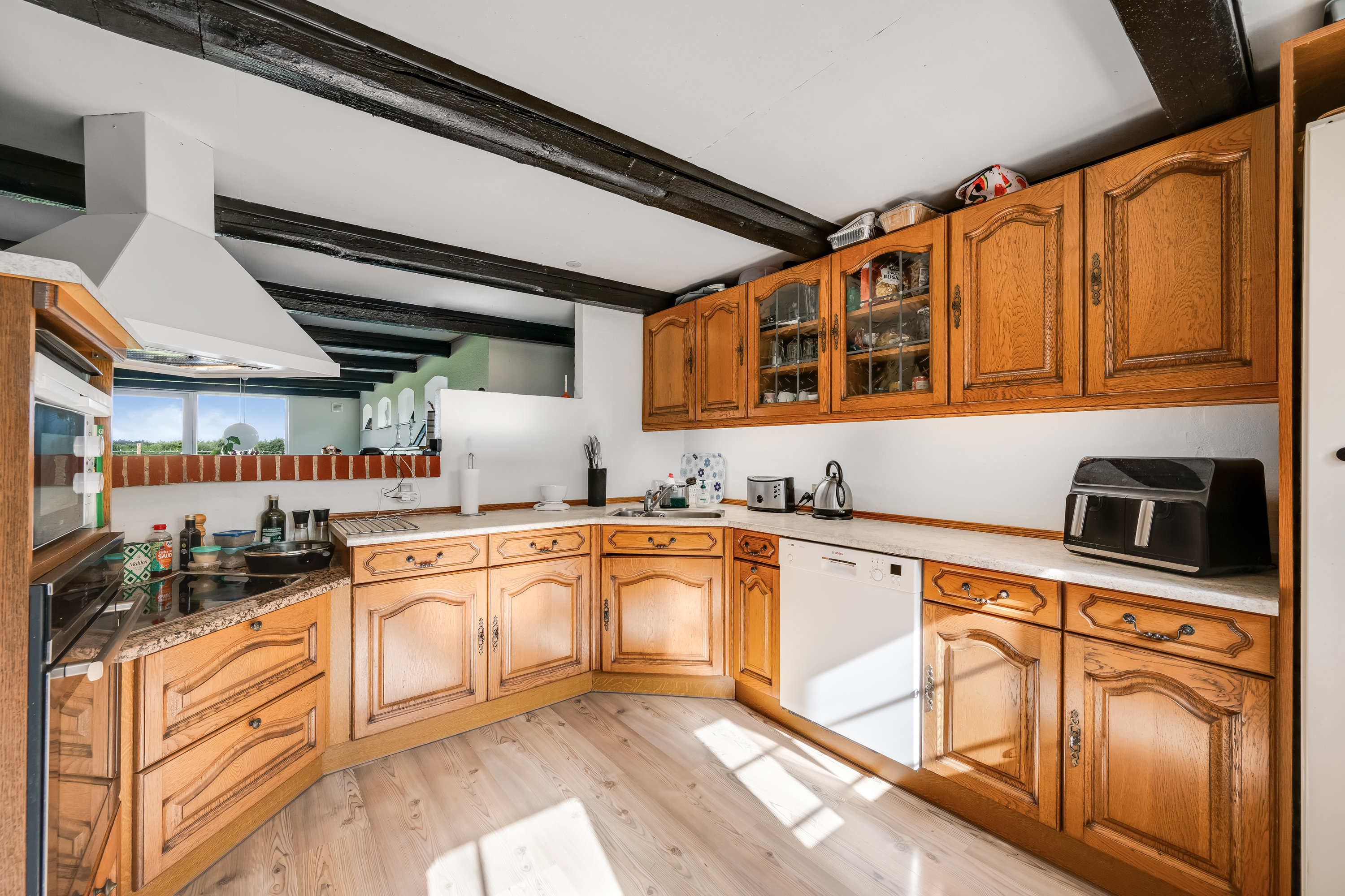 Fremhævet køkken billede i fuldskærmstilstand. Billede af Kollevej 60, 6830 Nørre Nebel