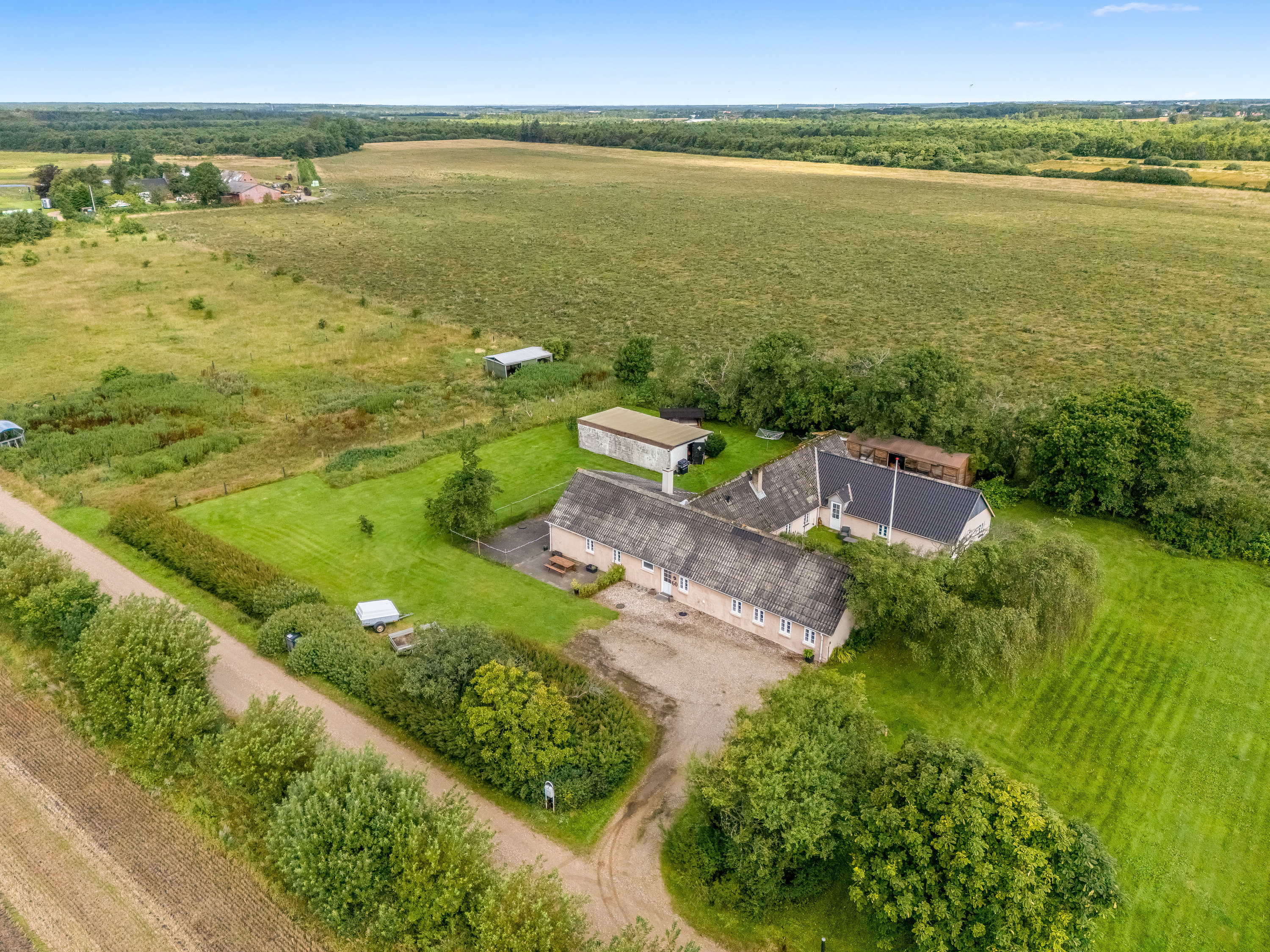 Fremhævet luftfoto billede i fuldskærmstilstand. Billede af Kollevej 60, 6830 Nørre Nebel