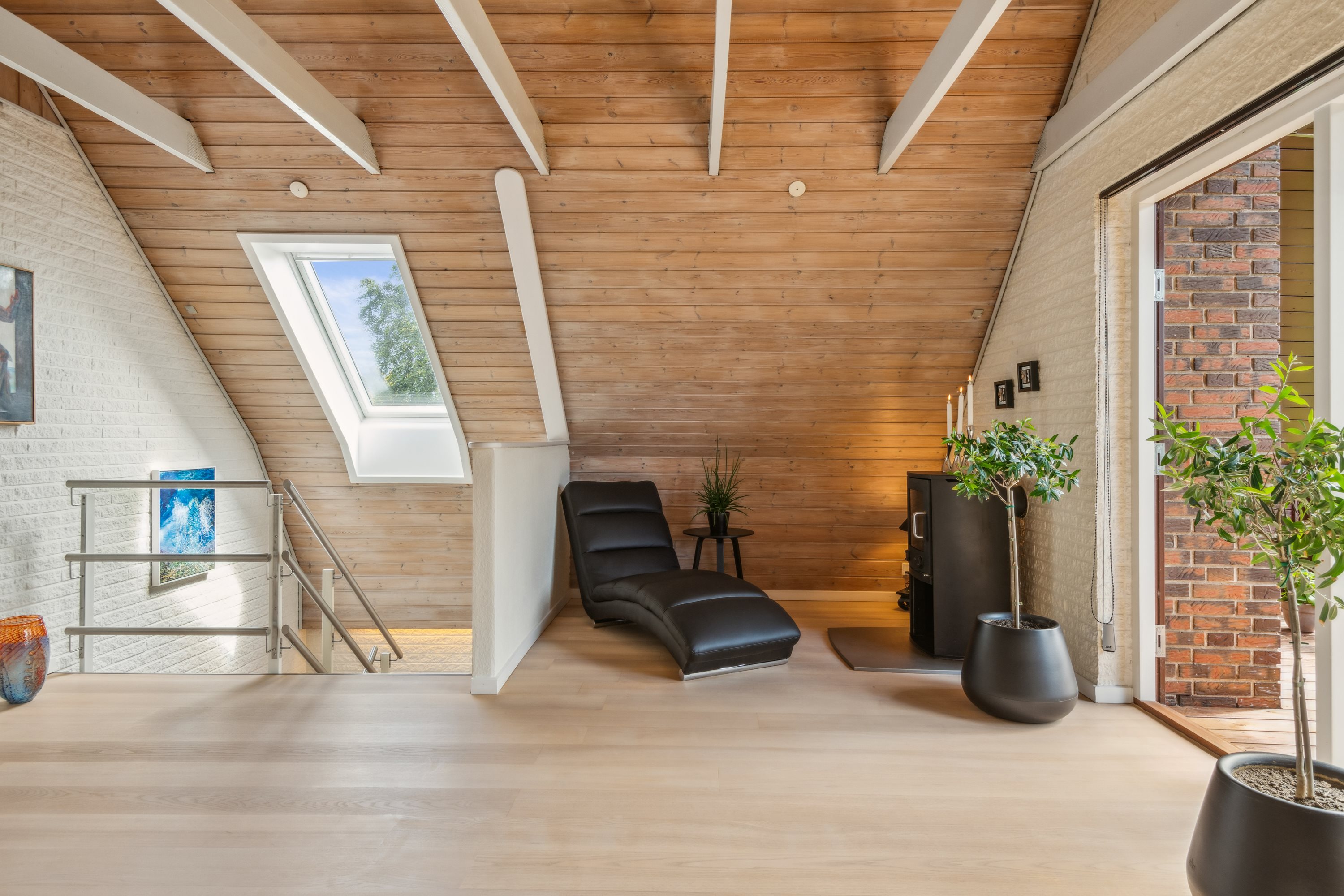 Fremhævet stue billede i fuldskærmstilstand. Billede af Reites Alle 4, 9530 Støvring