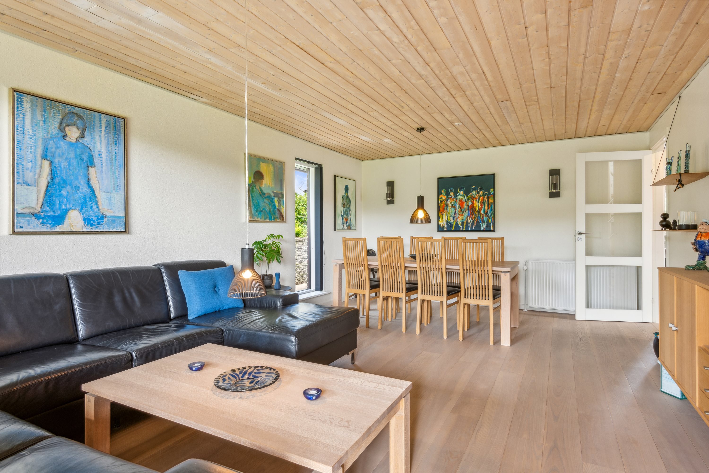 Fremhævet stue billede i fuldskærmstilstand. Billede af Reites Alle 4, 9530 Støvring