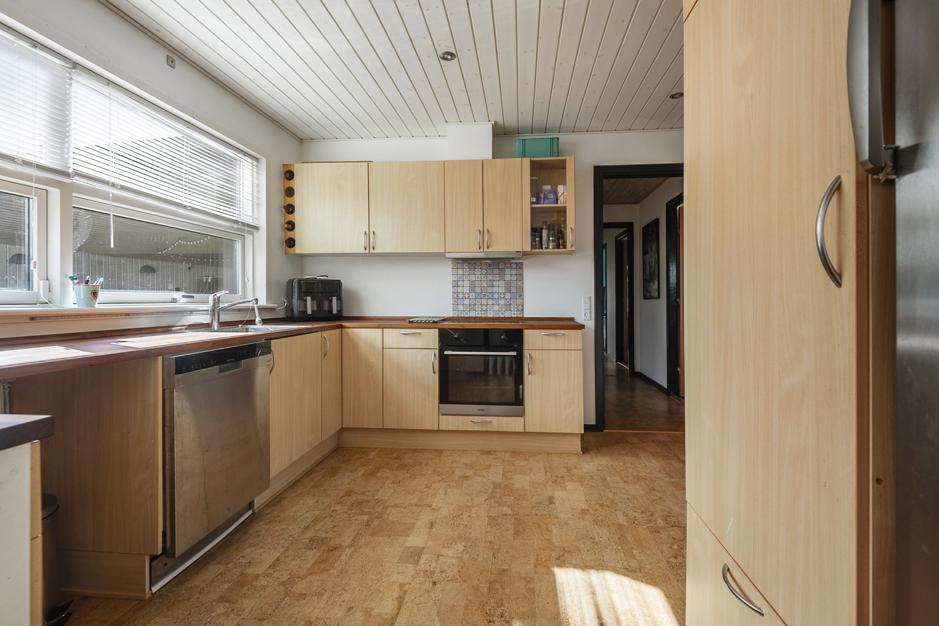 Fremhævet køkken billede i fuldskærmstilstand. Billede af Kastanielunden 67, 6705 Esbjerg Ø