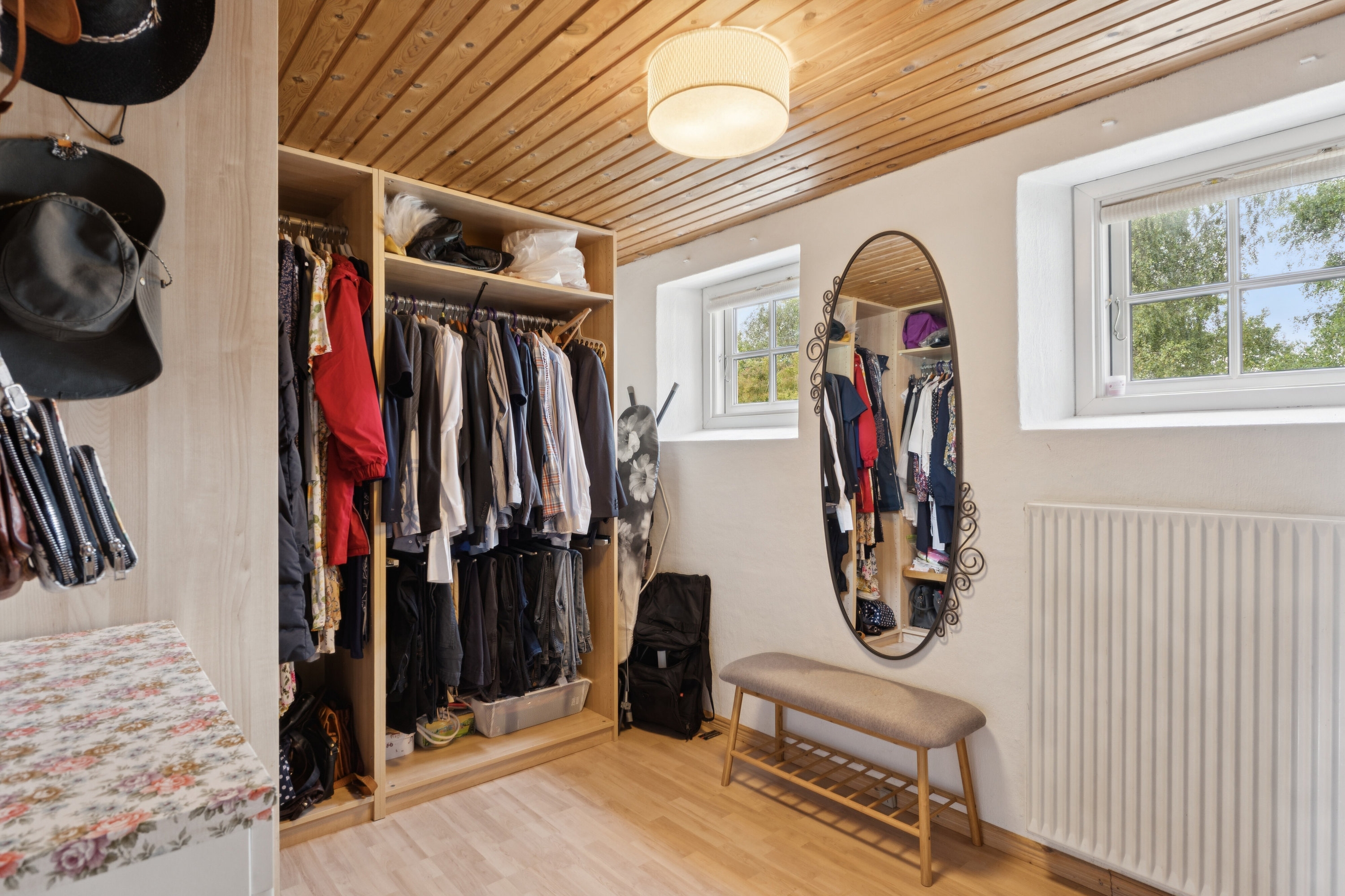 Fremhævet indendørs/walk-in billede i fuldskærmstilstand. Billede af Møllegyden 37, Gamby, 5471 Søndersø