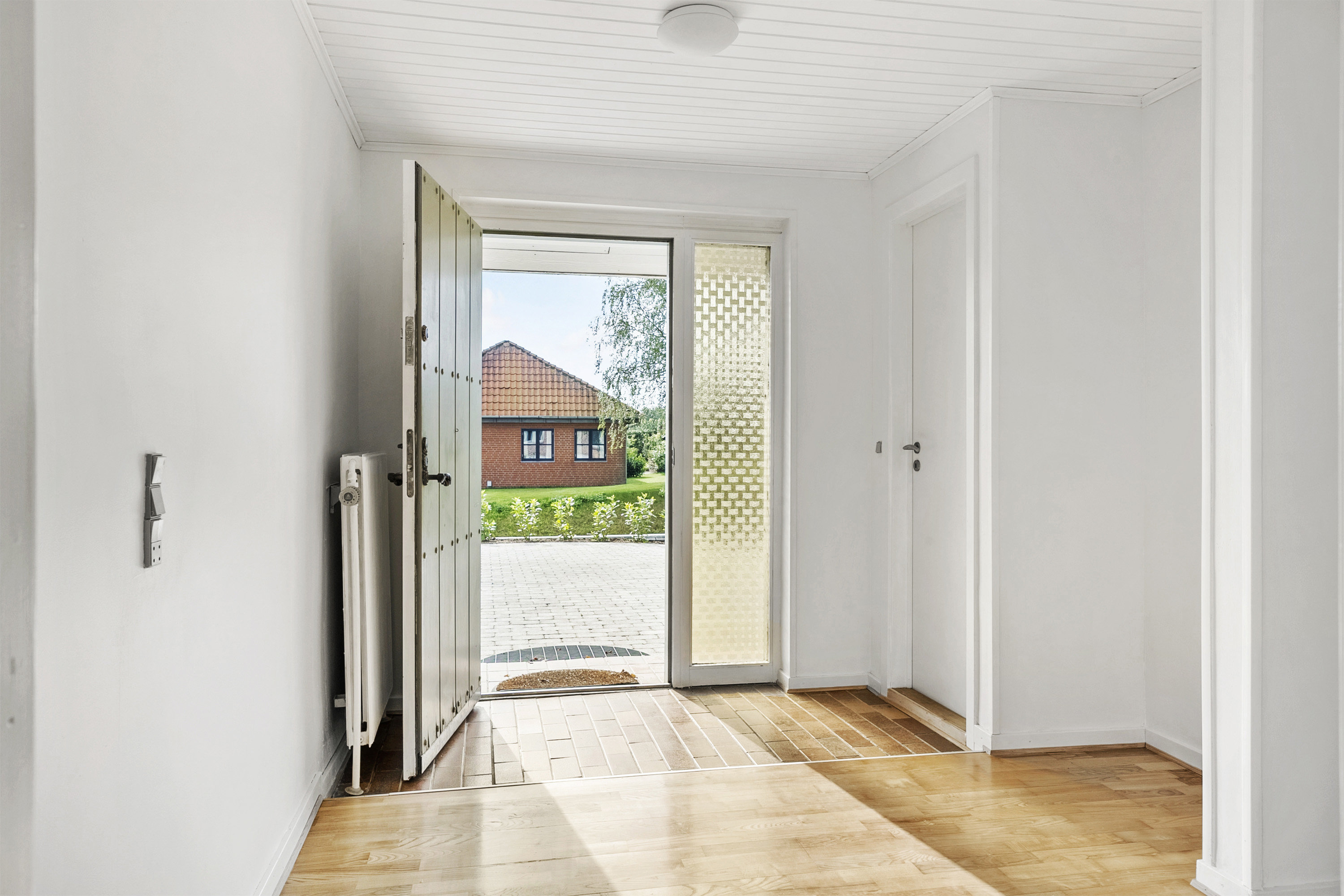 Fremhævet entré billede i fuldskærmstilstand. Billede af Brunbjergvej 36, Løjt Kirkeby, 6200 Aabenraa