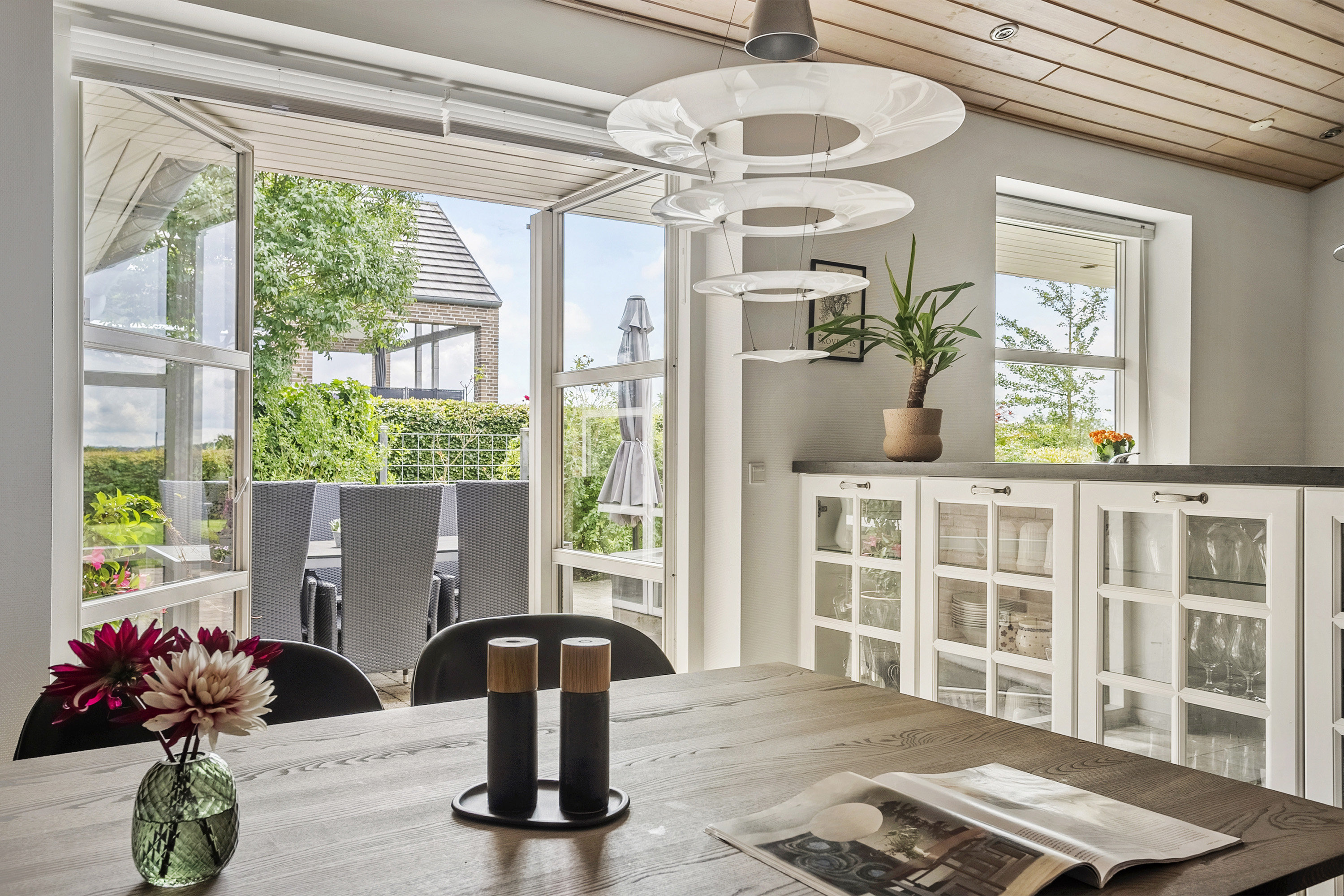 Fremhævet spisestue billede i fuldskærmstilstand. Billede af Risager 42, 6100 Haderslev