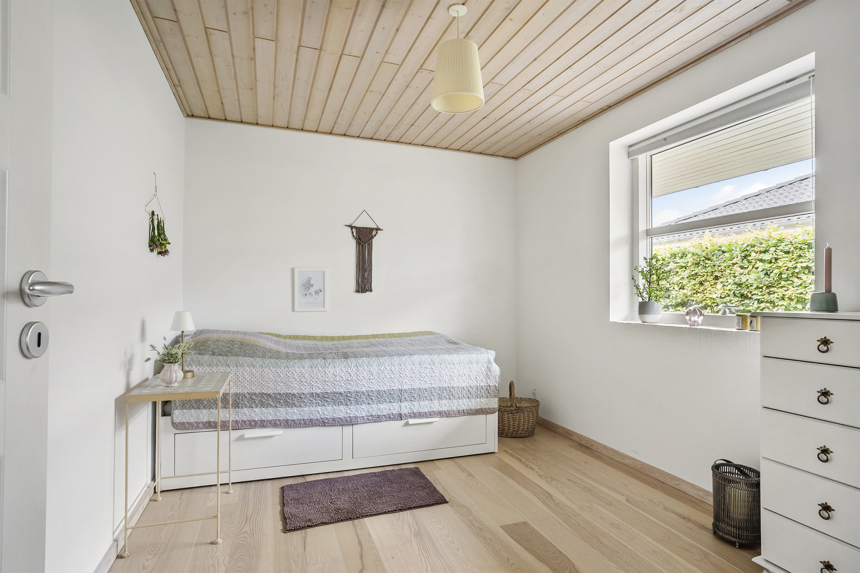 Fremhævet soveværelse billede i fuldskærmstilstand. Billede af Risager 42, 6100 Haderslev