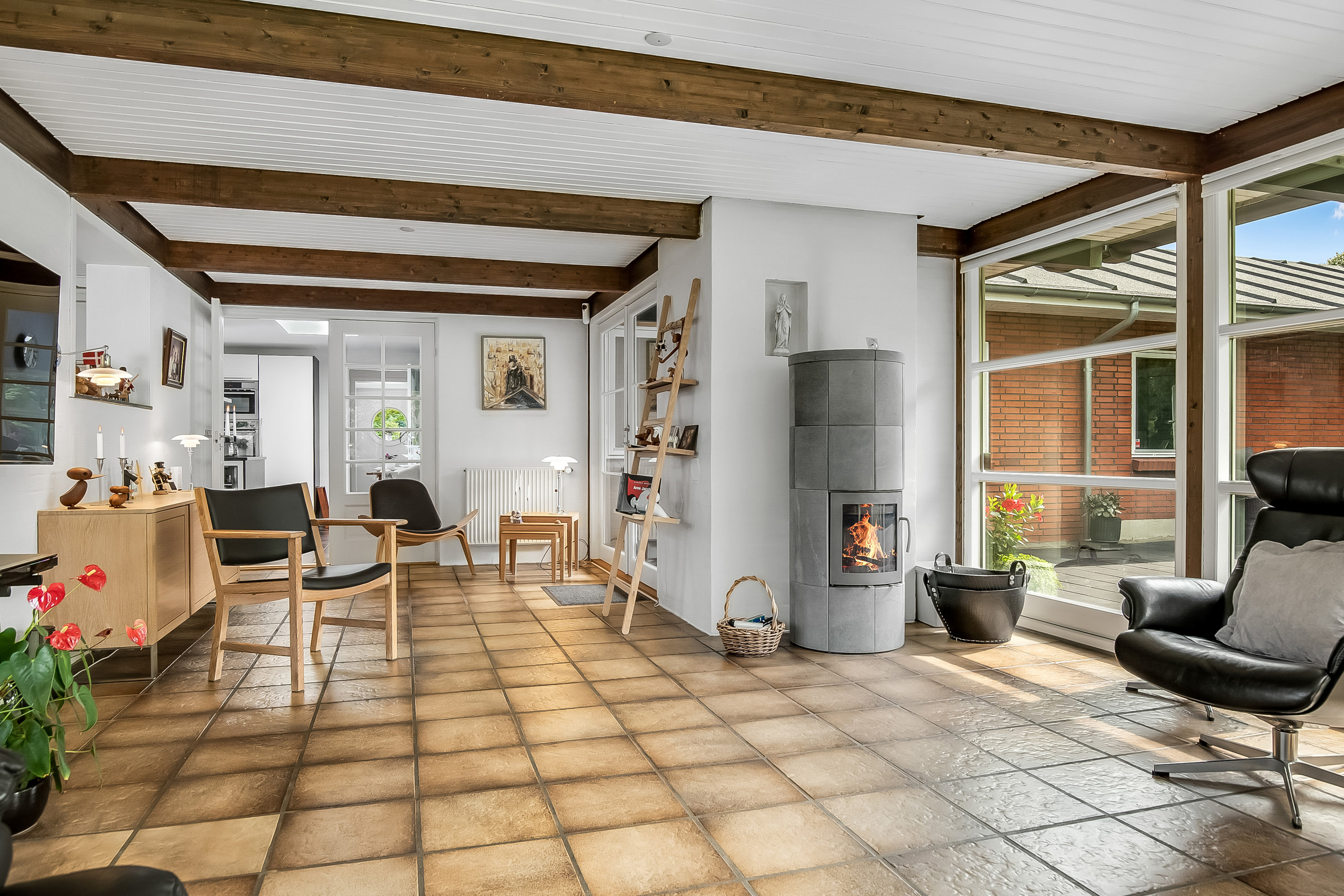 Fremhævet stue billede i fuldskærmstilstand. Billede af Fælledvej 16, Bramdrupdam, 6000 Kolding