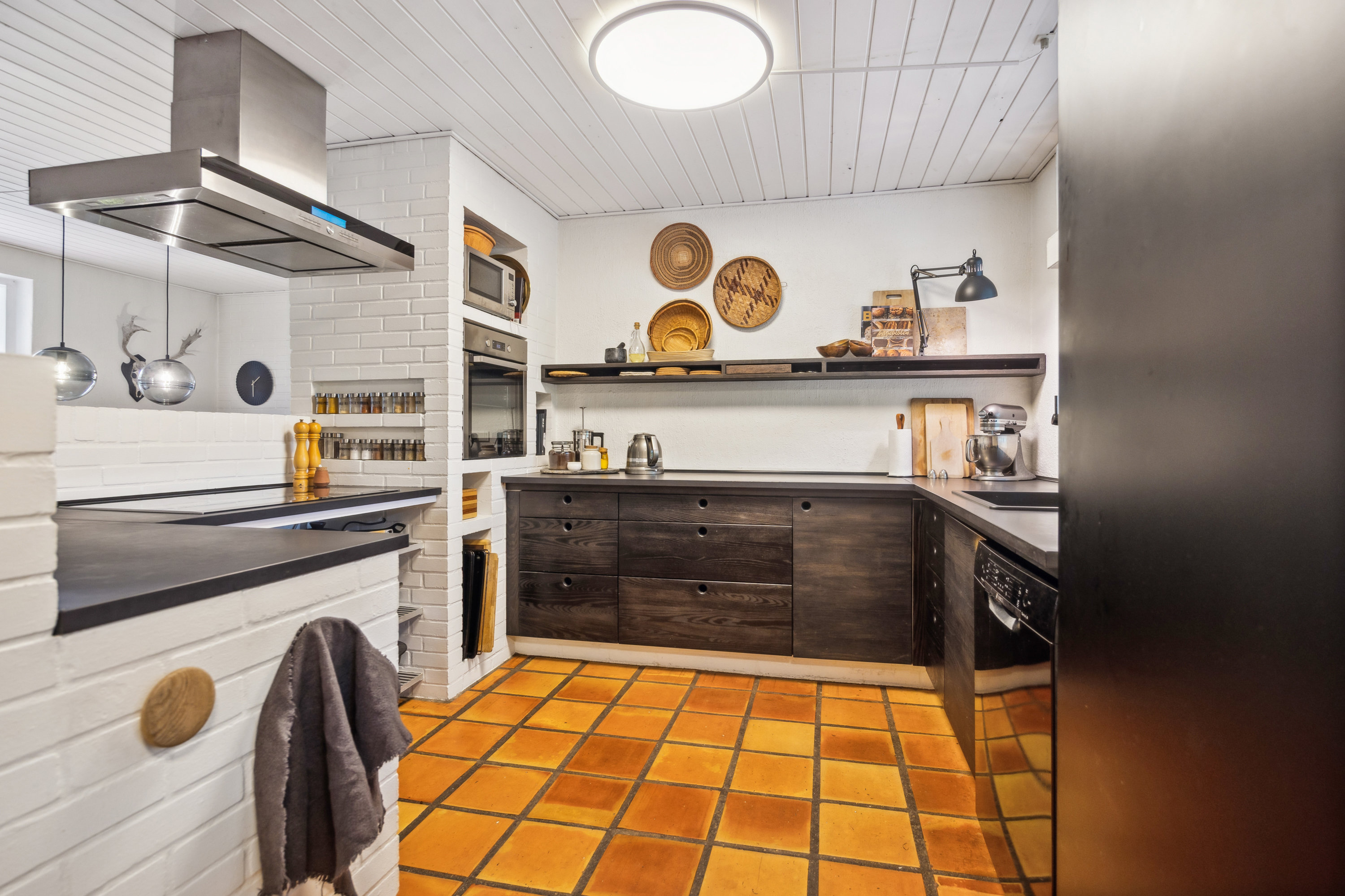 Fremhævet køkken billede i fuldskærmstilstand. Billede af Brogårdsvej 154, 9440 Aabybro