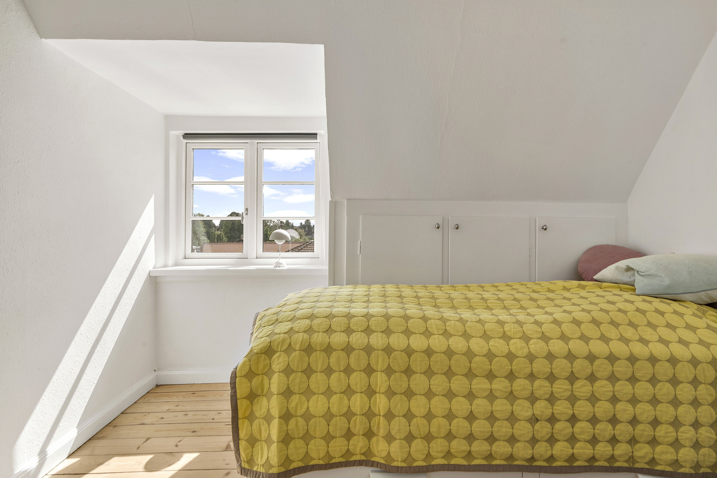 Fremhævet soveværelse billede i fuldskærmstilstand. Billede af Prøvestens Alle 1, 3450 Allerød