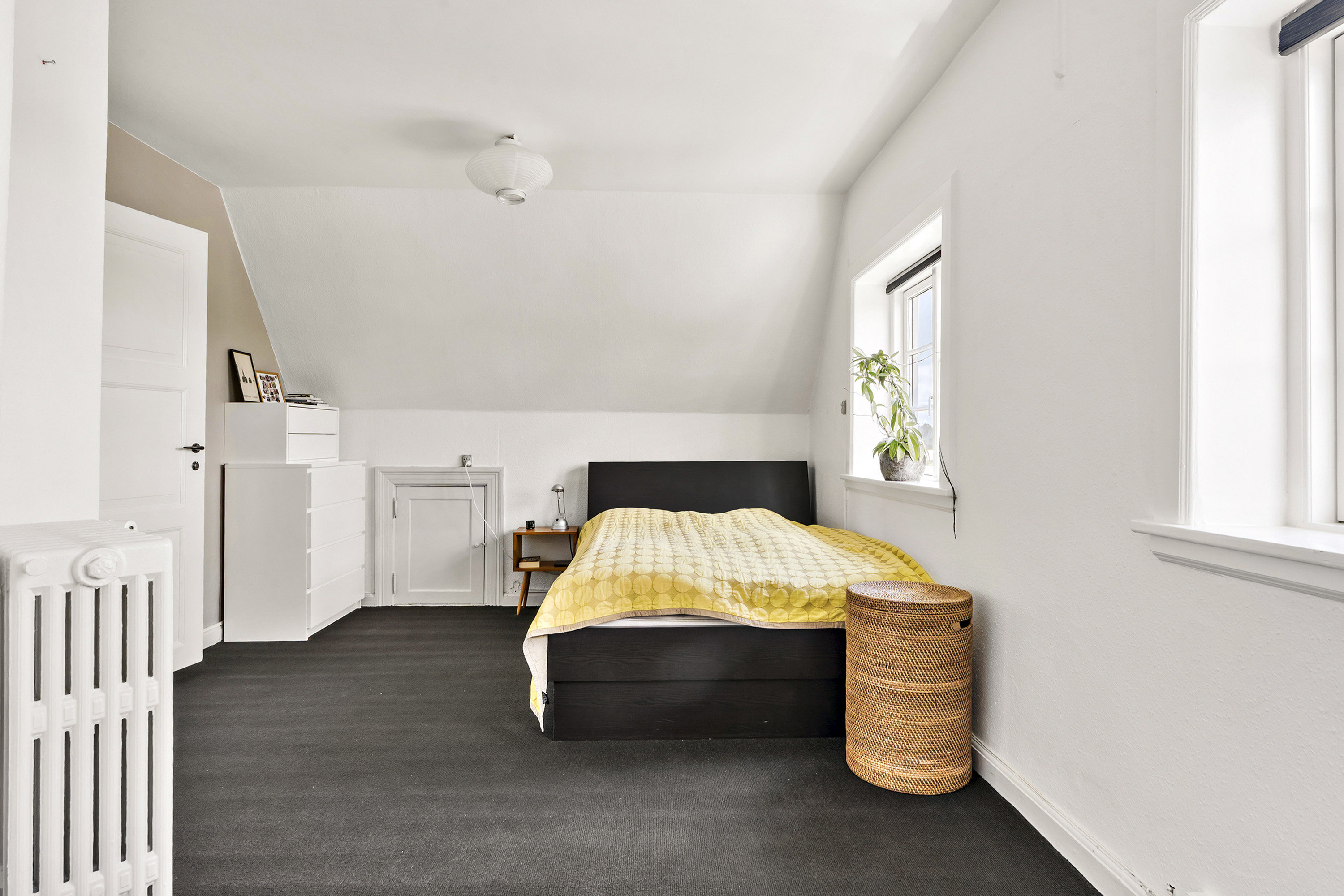 Fremhævet soveværelse billede i fuldskærmstilstand. Billede af Prøvestens Alle 1, 3450 Allerød