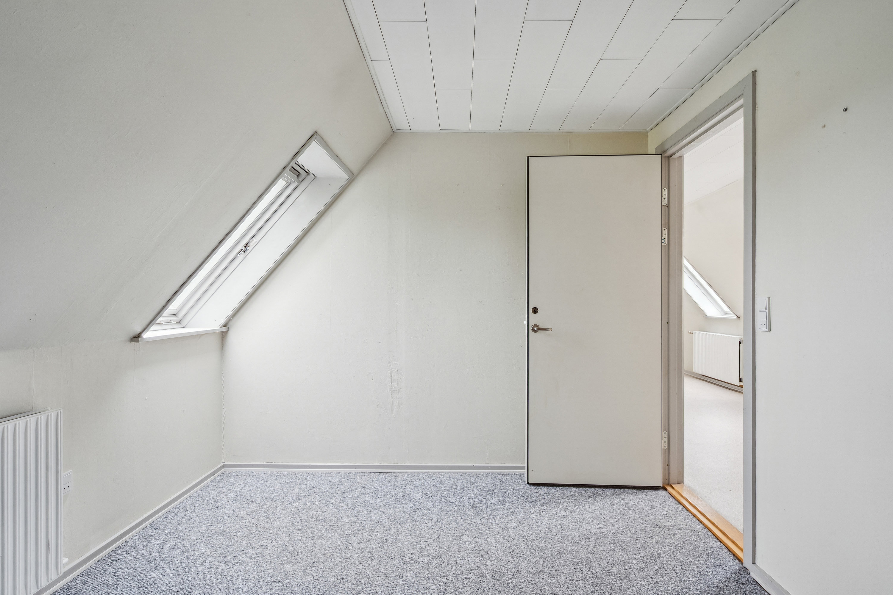 Fremhævet værelse billede i fuldskærmstilstand. Billede af Damsbrovej 52, Norring, 8382 Hinnerup