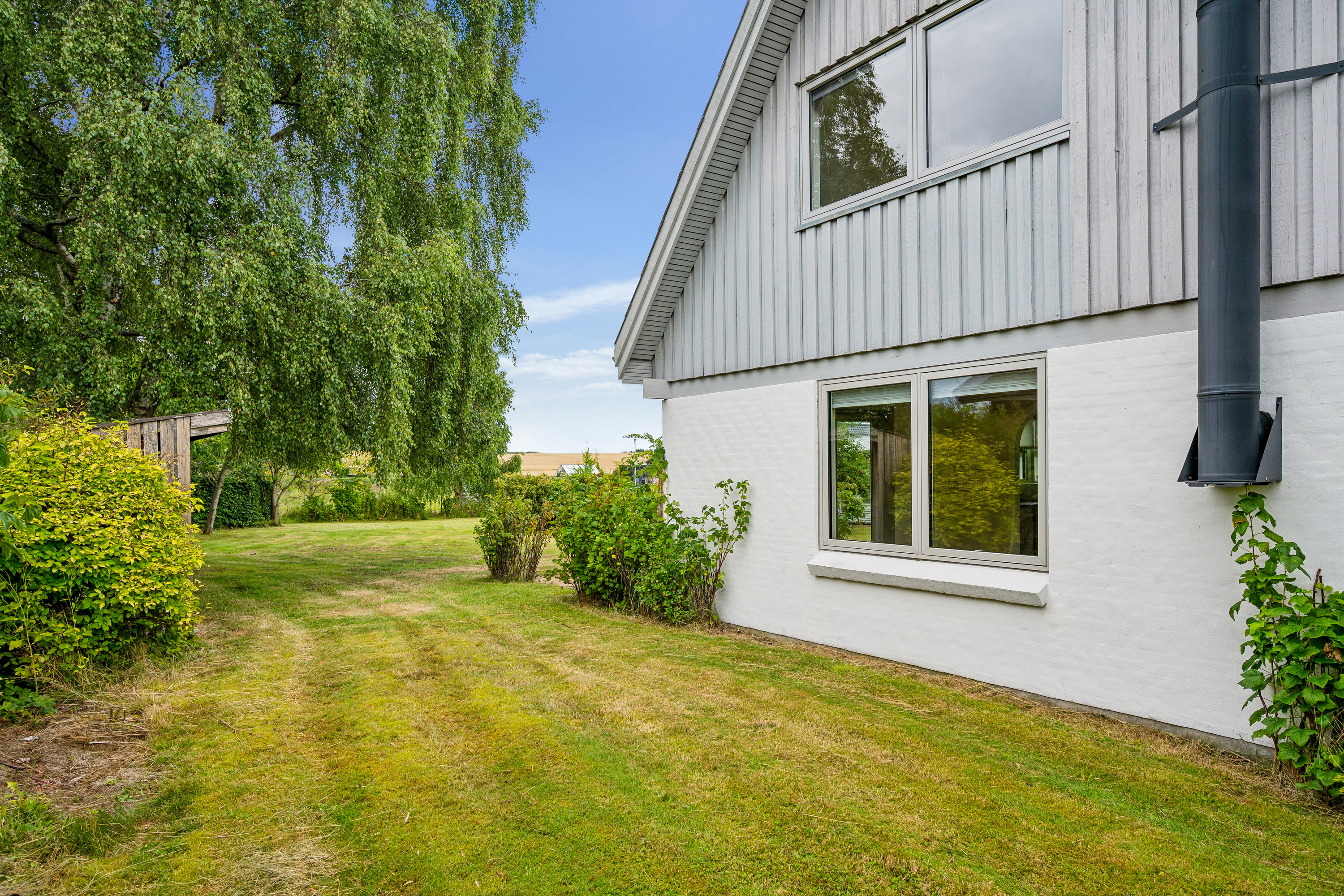 Fremhævet ejendom 1 billede i fuldskærmstilstand. Billede af Damsbrovej 52, Norring, 8382 Hinnerup