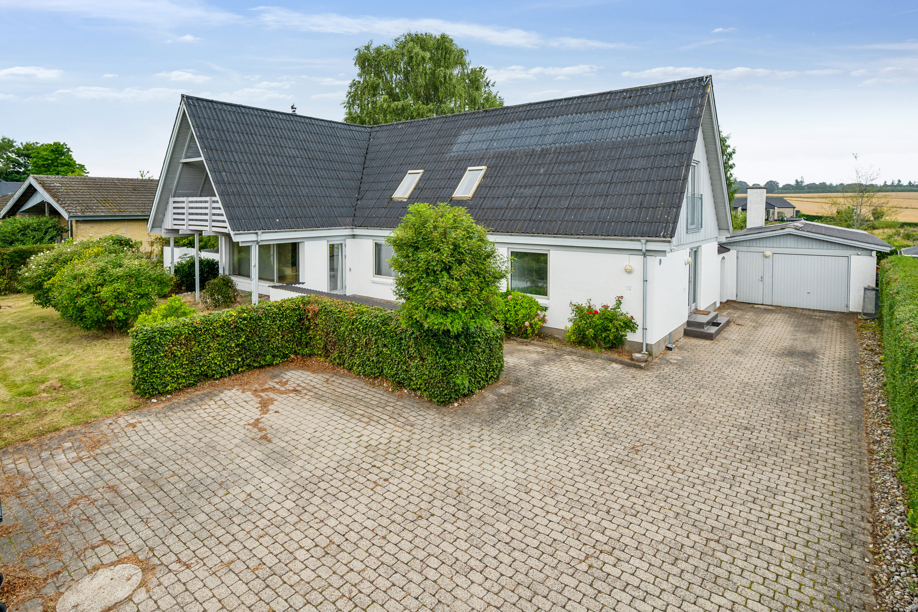 Miniaturebillede 1: ejendom 1. Billede af Damsbrovej 52, Norring, 8382 Hinnerup