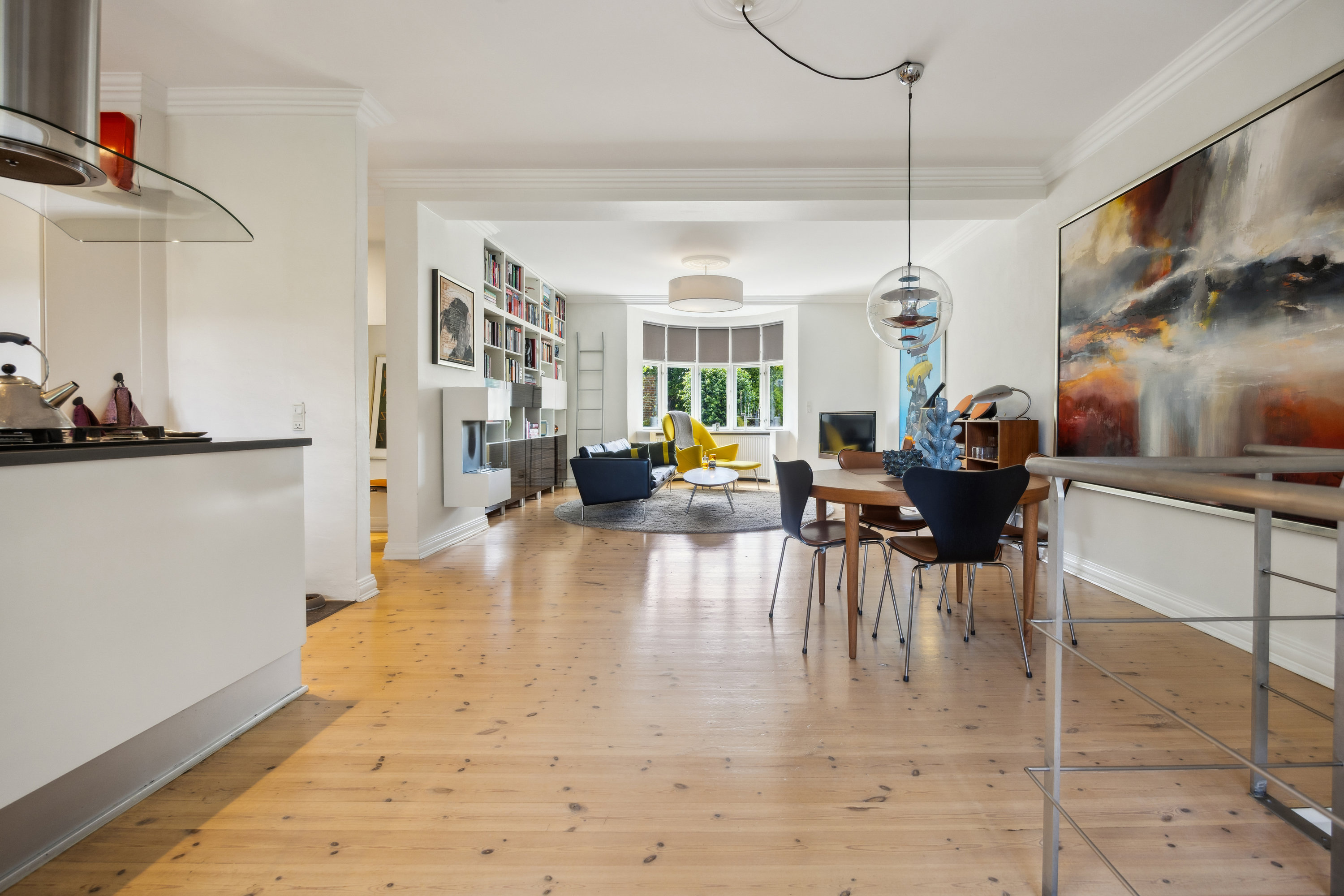 Miniaturebillede 2: stue. Billede af Kong Christians Alle 21, st.., 9000 Aalborg