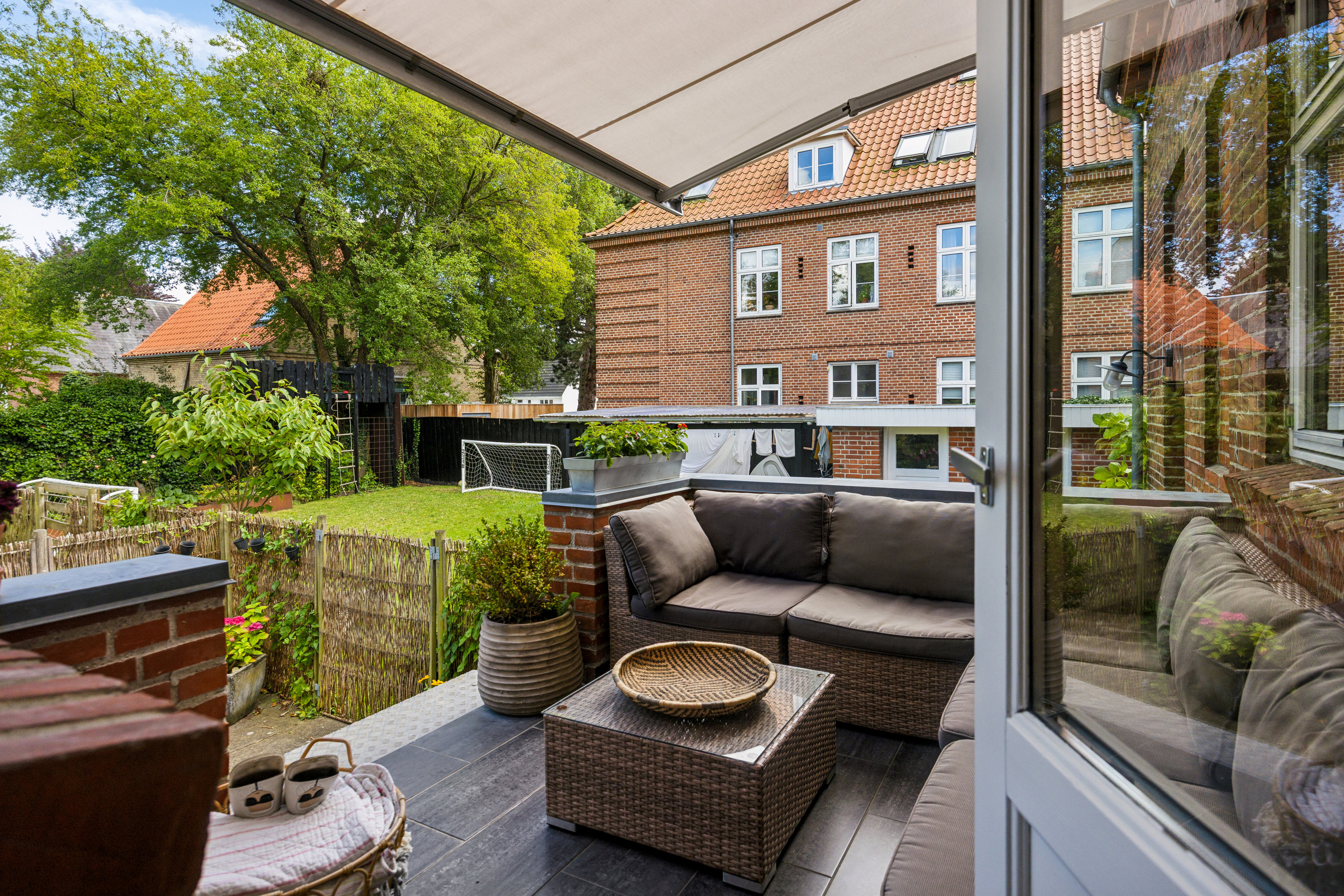 Fremhævet altan billede i fuldskærmstilstand. Billede af Kong Christians Alle 21, st.., 9000 Aalborg