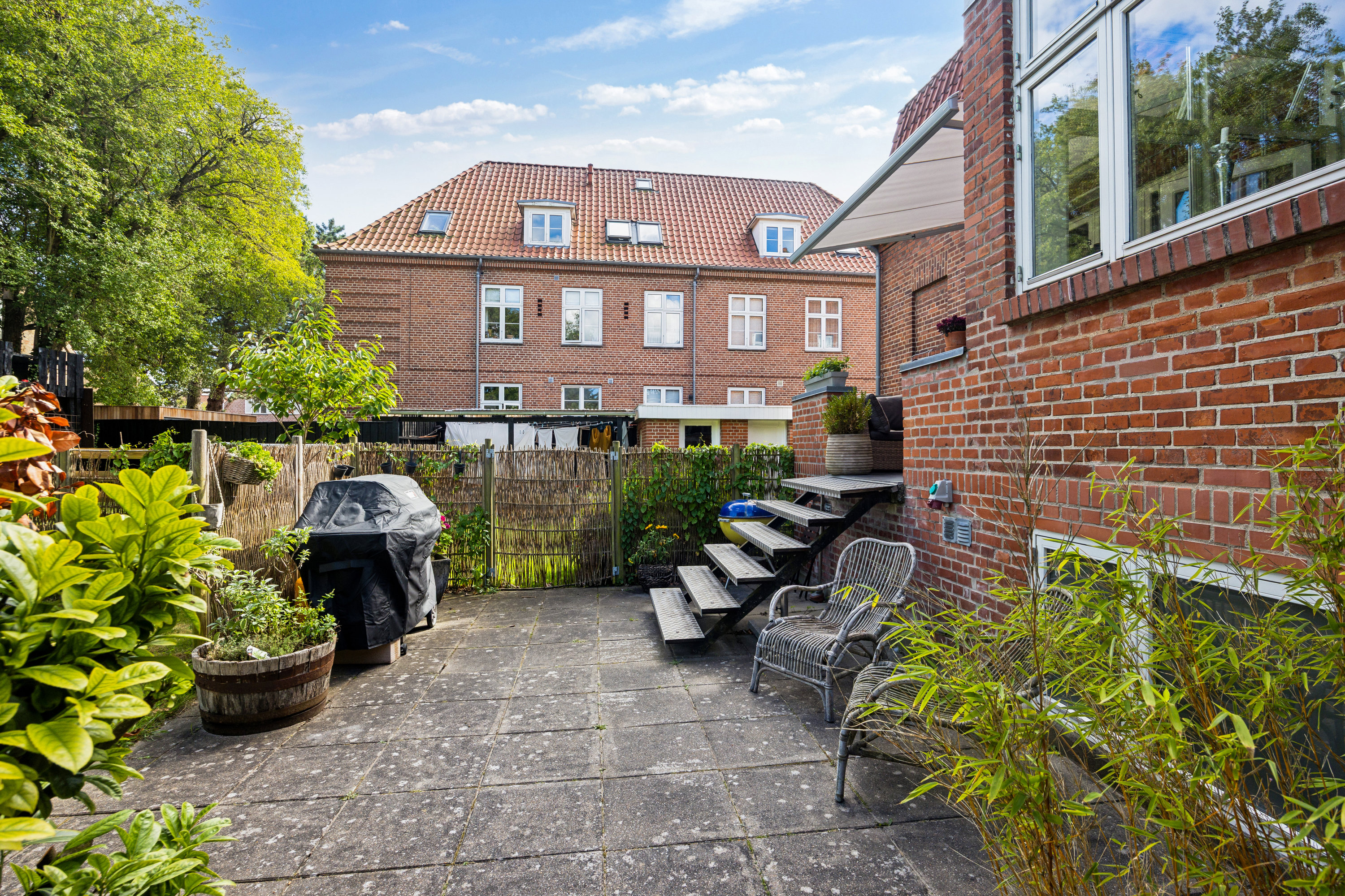 Fremhævet terrasse billede i fuldskærmstilstand. Billede af Kong Christians Alle 21, st.., 9000 Aalborg